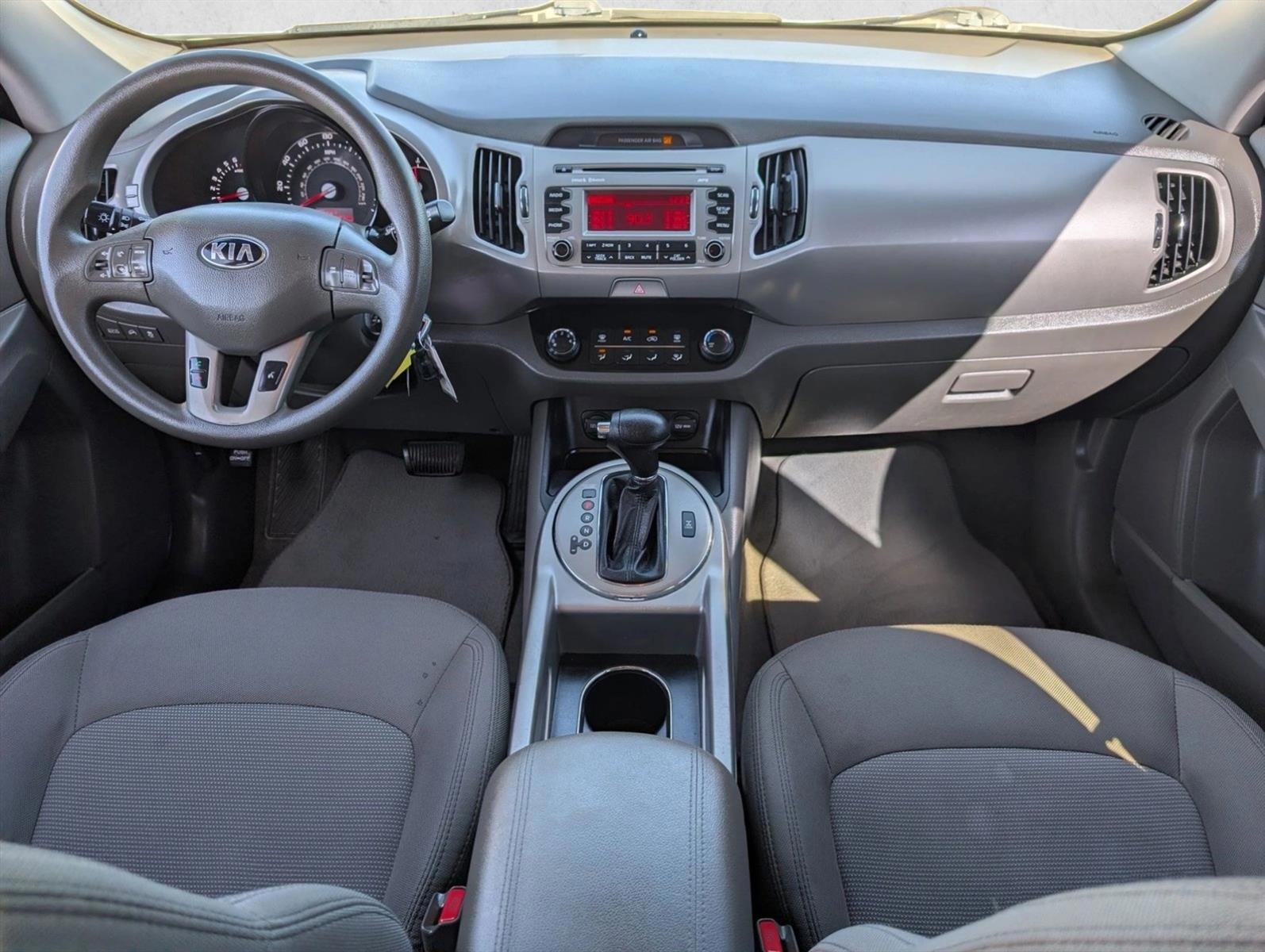 Thumbnail: 2016 Kia Sportage - 3