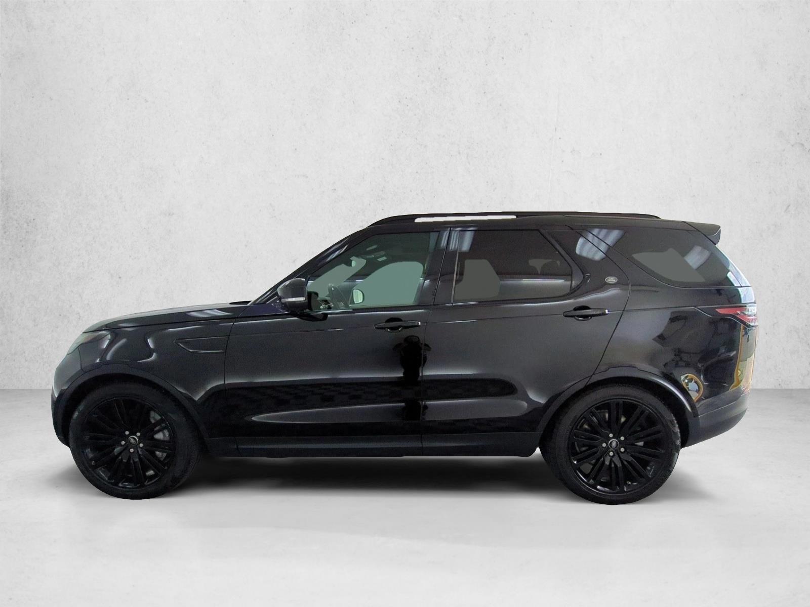 Thumbnail: 2018 Land Rover Discovery - 2