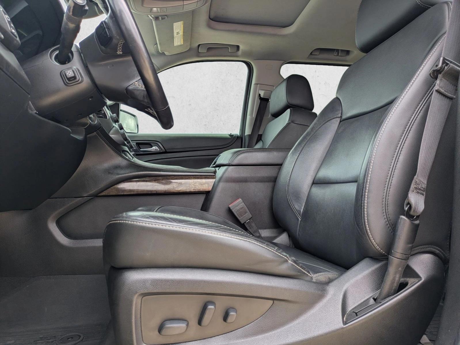 Thumbnail: 2020 Chevrolet Suburban - 5