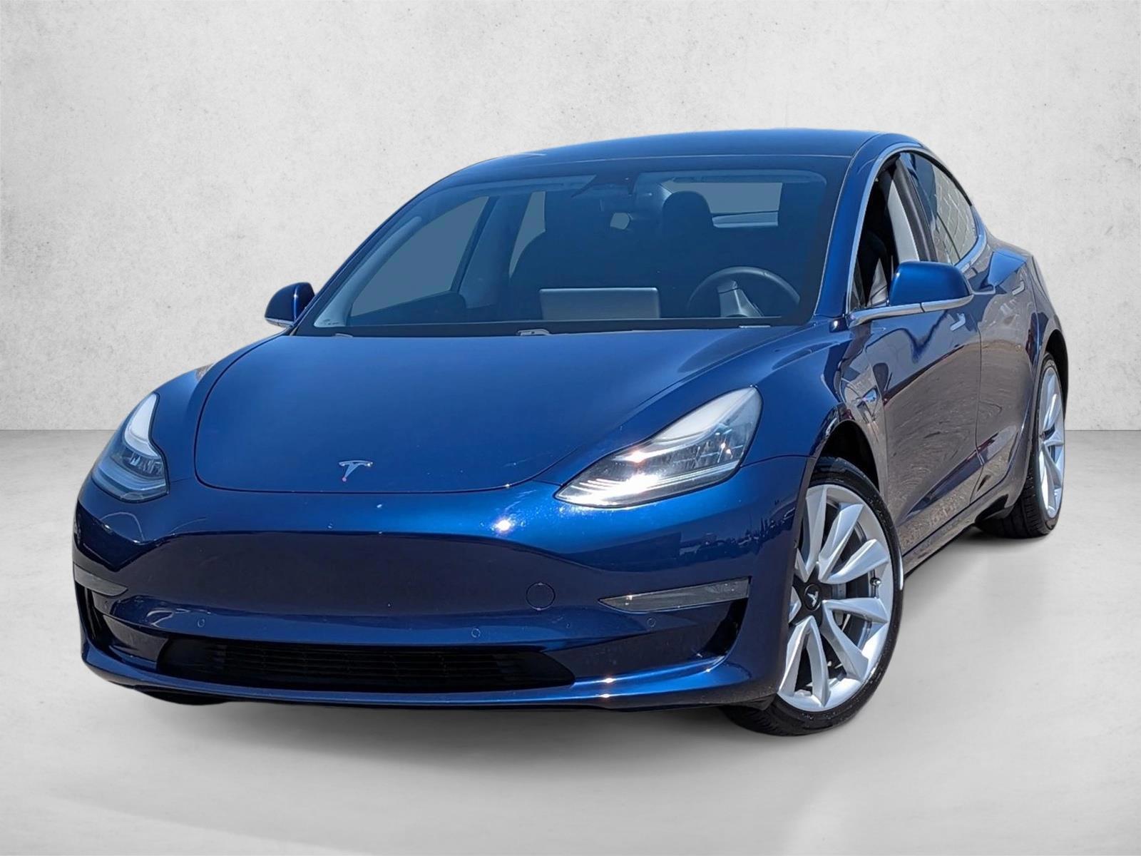 Thumbnail: 2019 Tesla Model 3 - 1