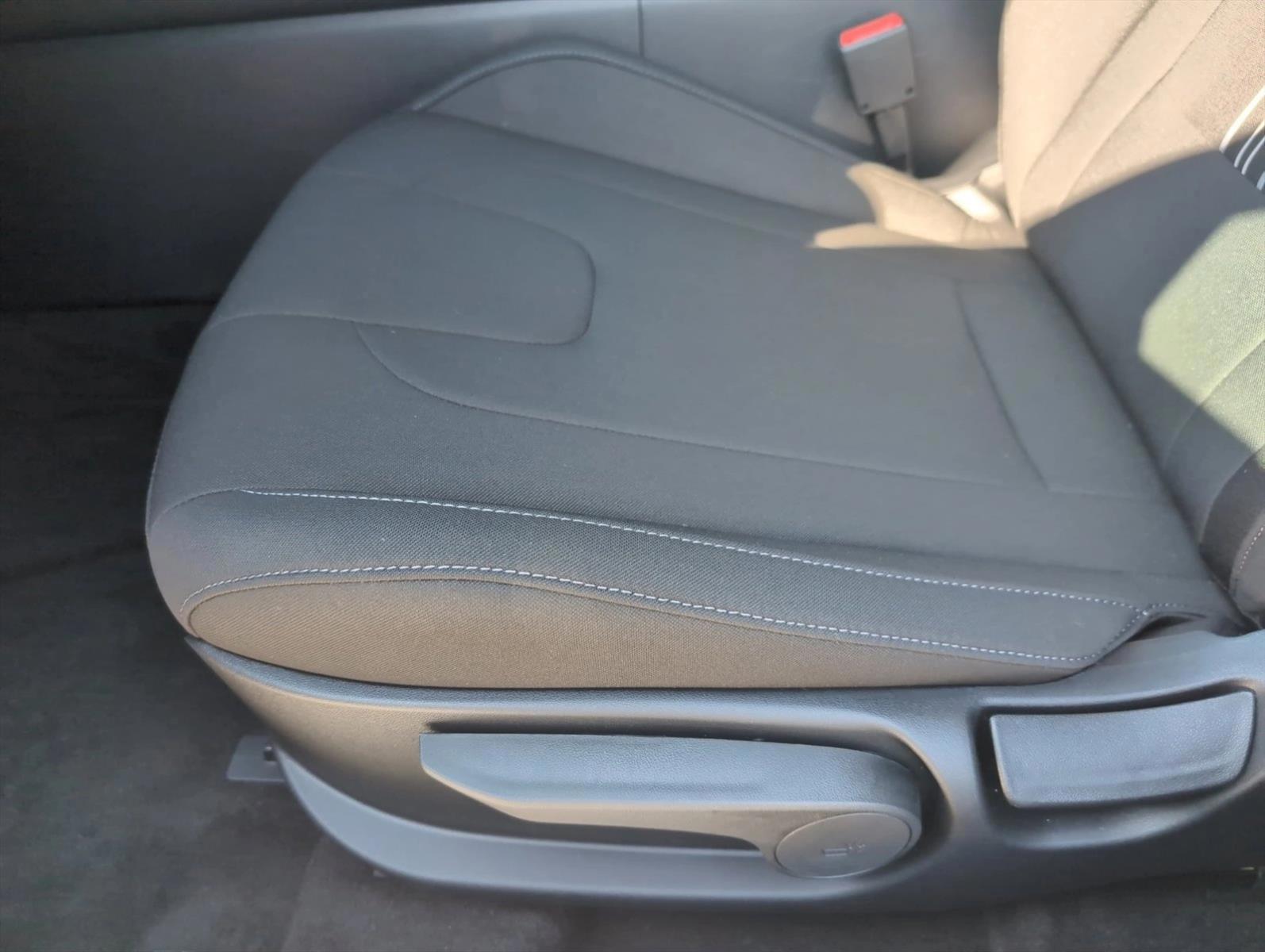 Thumbnail: 2026 Hyundai Elantra - 5