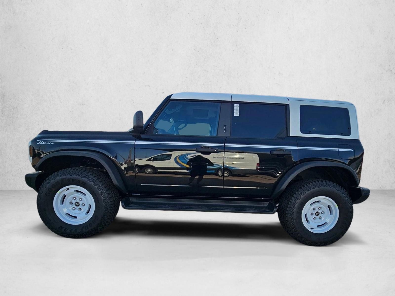 Thumbnail: 2026 Ford Bronco - 2