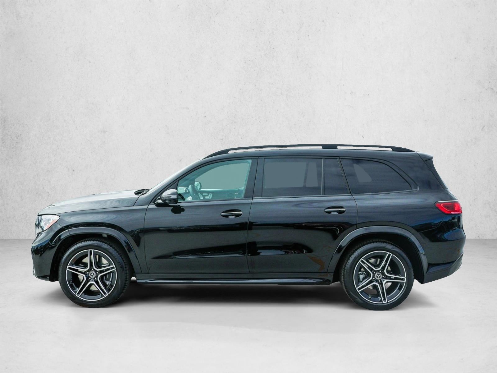 Thumbnail: 2027 Mercedes-Benz GLS - 2