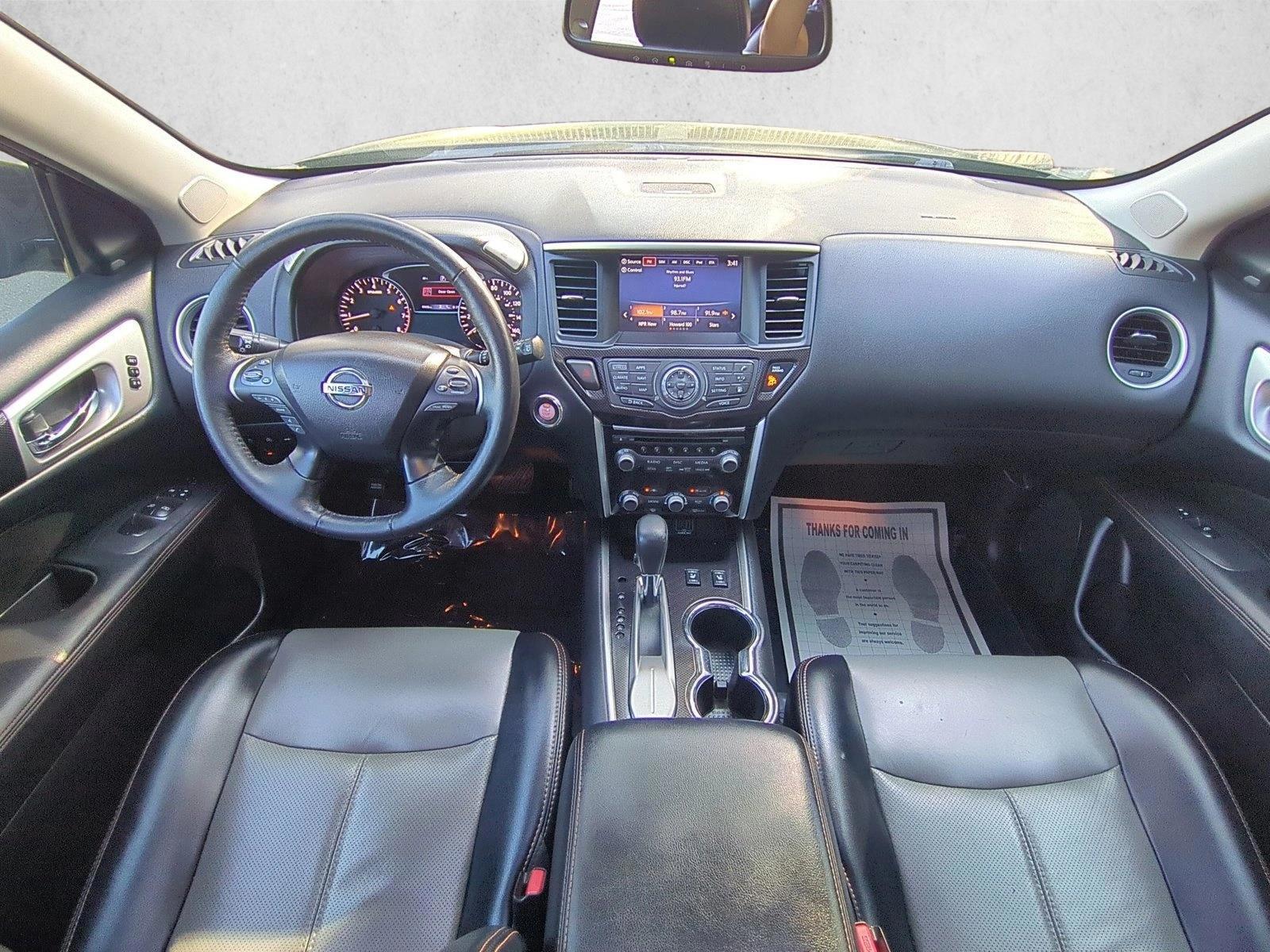 Thumbnail: 2019 Nissan Pathfinder - 3