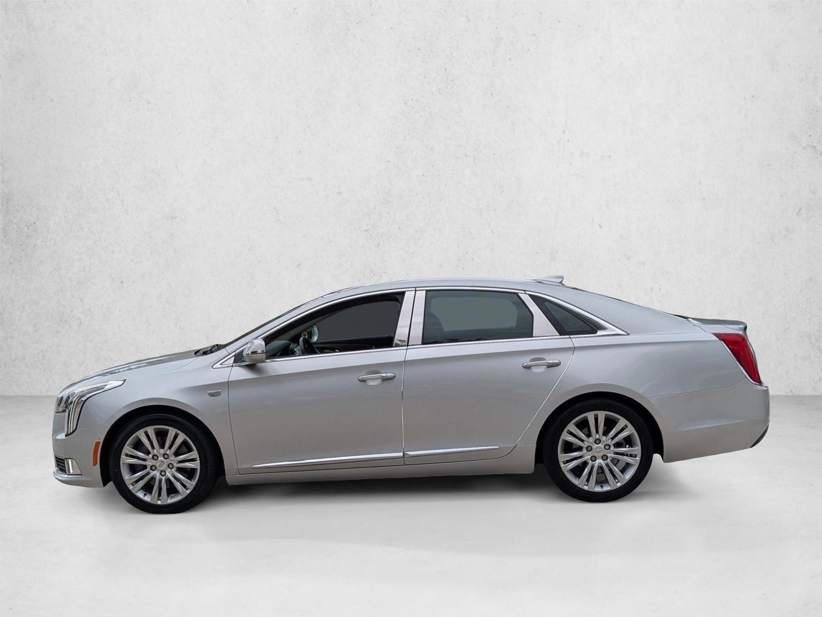 Thumbnail: 2018 Cadillac XTS - 2