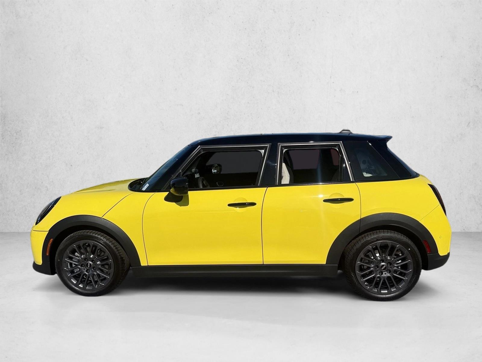 Thumbnail: 2027 MINI Cooper Hardtop - 2