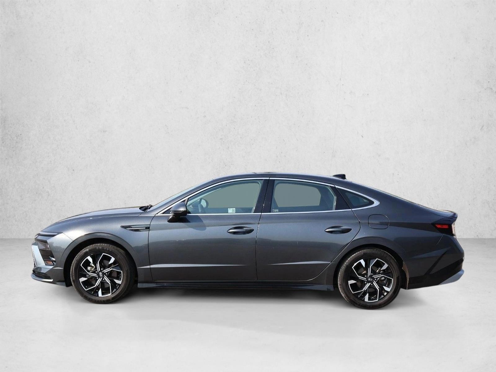 Thumbnail: 2024 Hyundai Sonata - 2