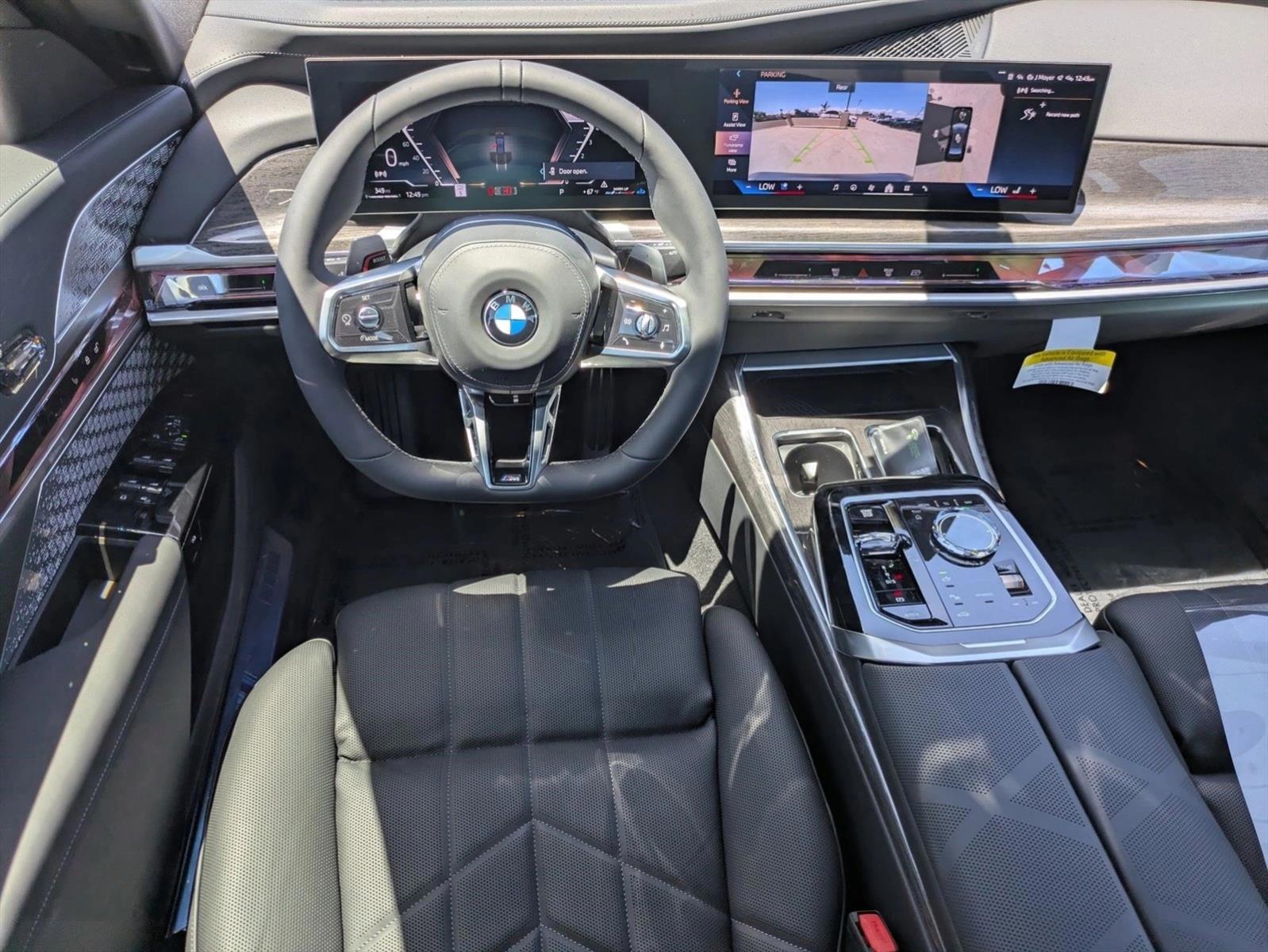Thumbnail: 2026 BMW 7 Series - 3