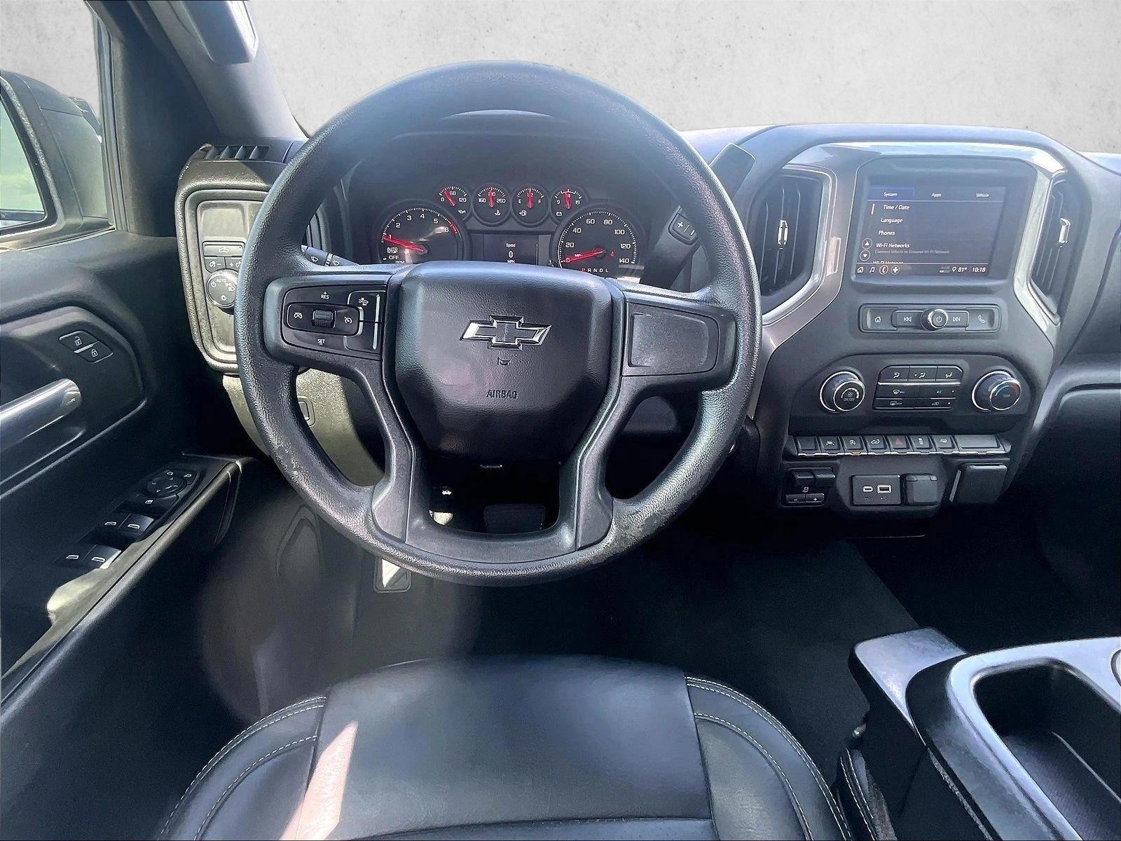 Thumbnail: 2025 Chevrolet Silverado 1500 - 3