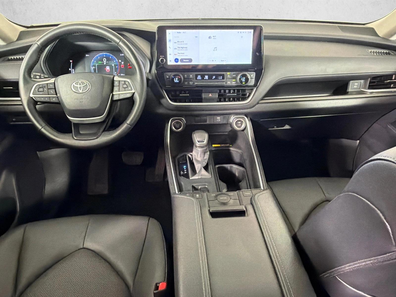 Thumbnail: 2024 Toyota Grand Highlander - 3