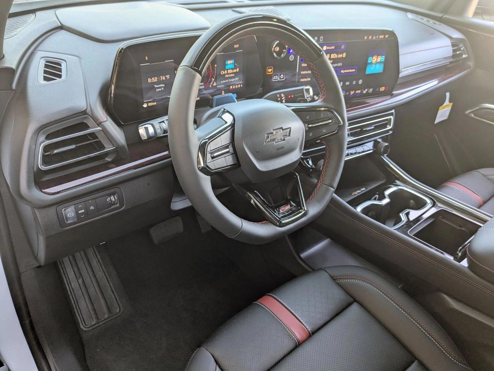 Thumbnail: 2026 Chevrolet Traverse - 3