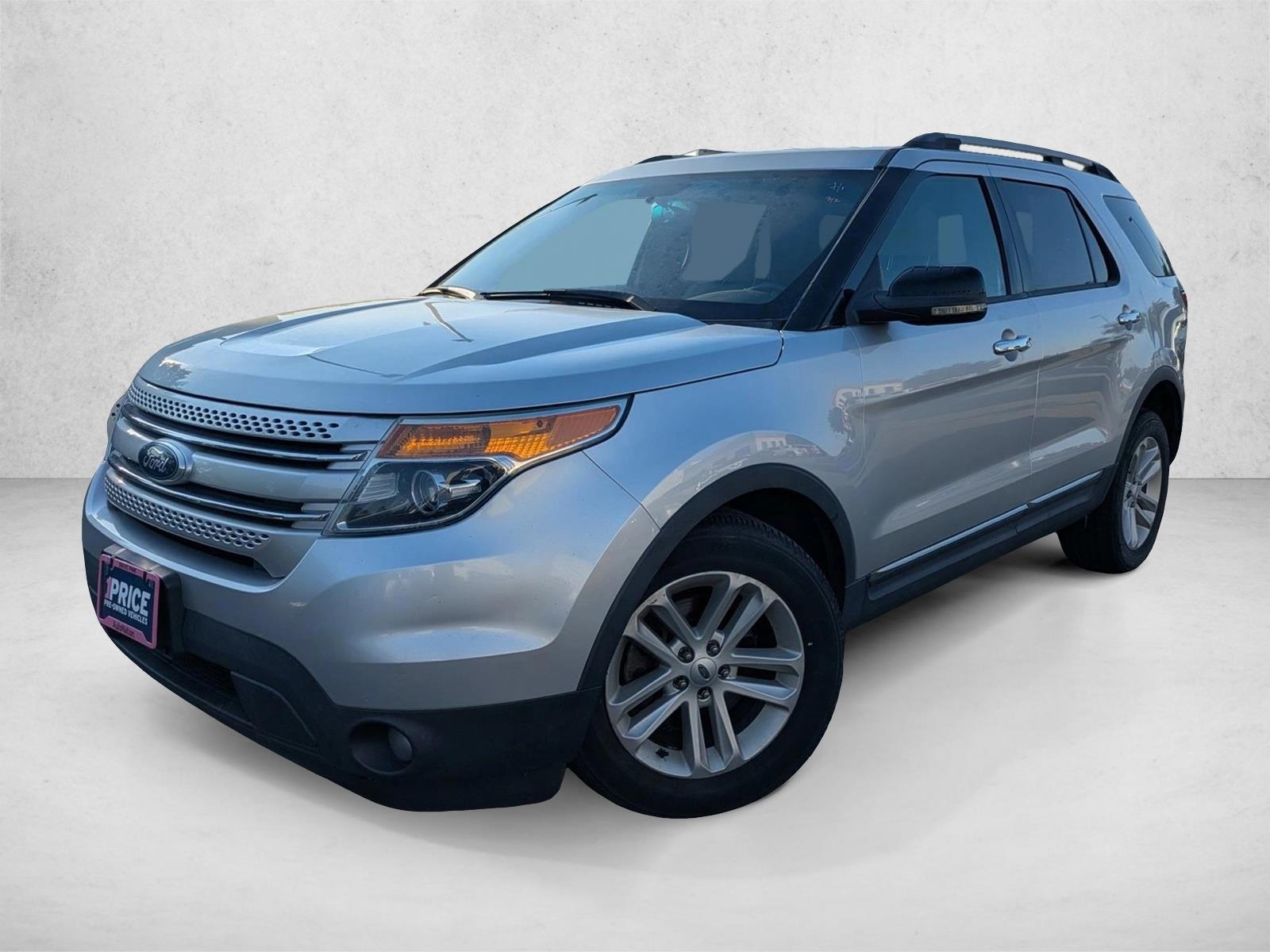 Thumbnail: 2012 Ford Explorer - 1
