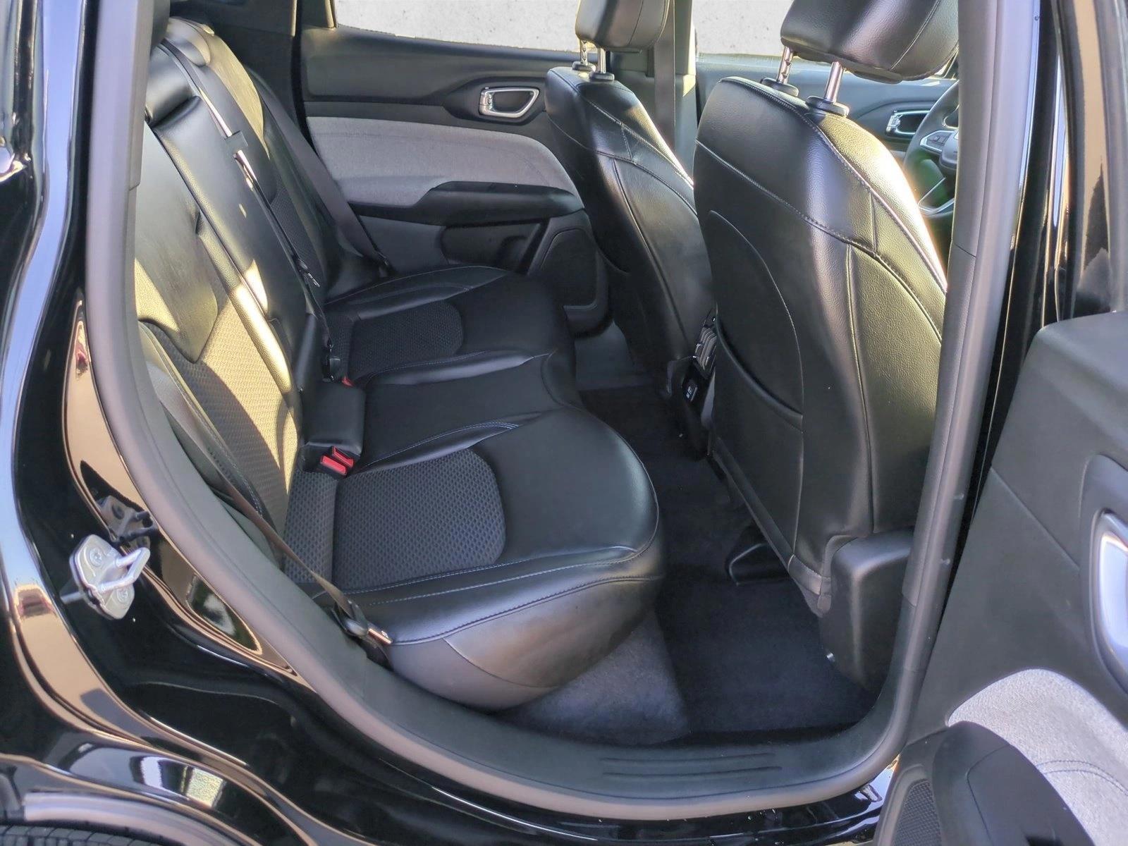 2023 Jeep Compass Latitude - Photo 19