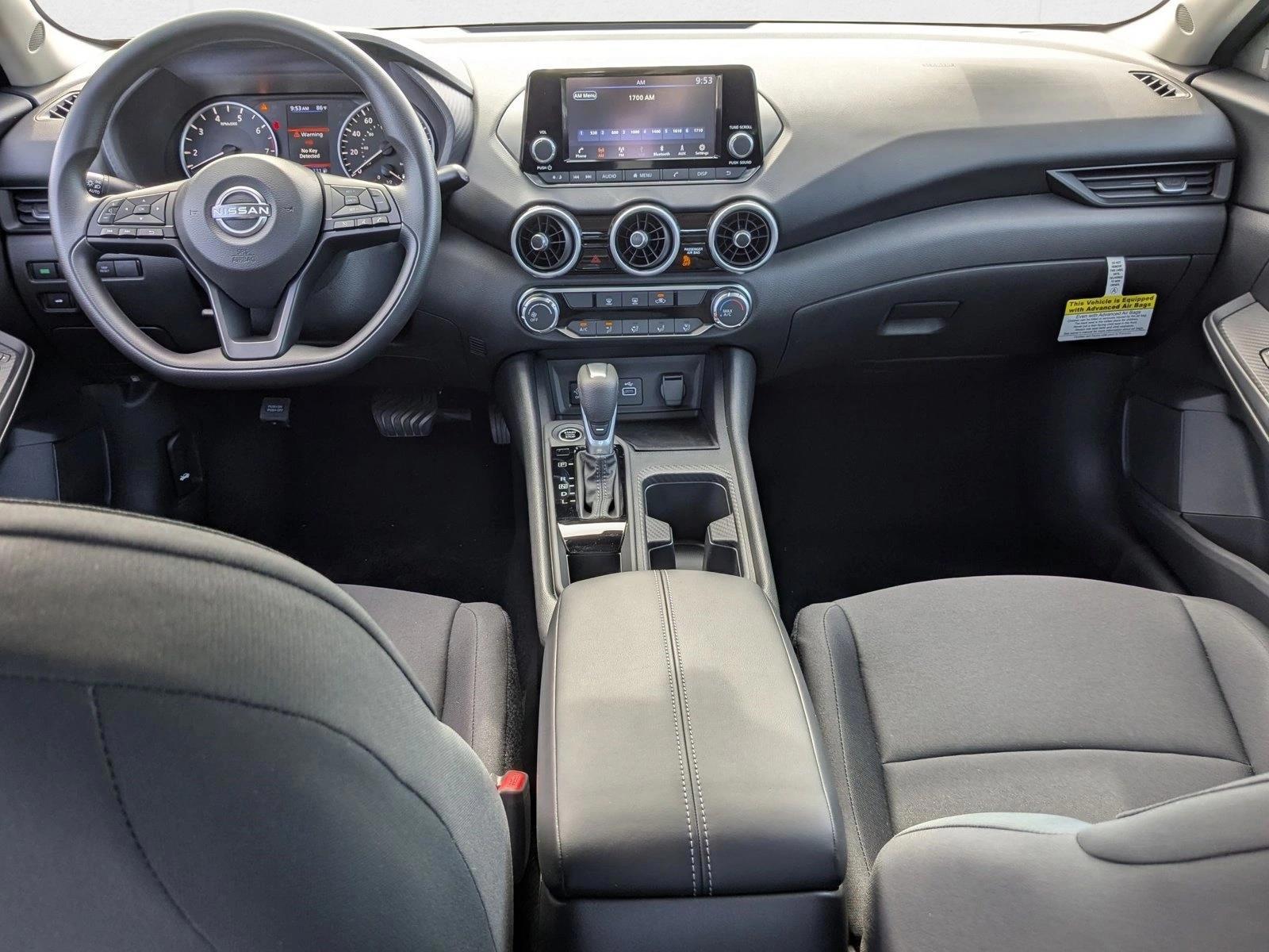 Thumbnail: 2025 Nissan Sentra - 4