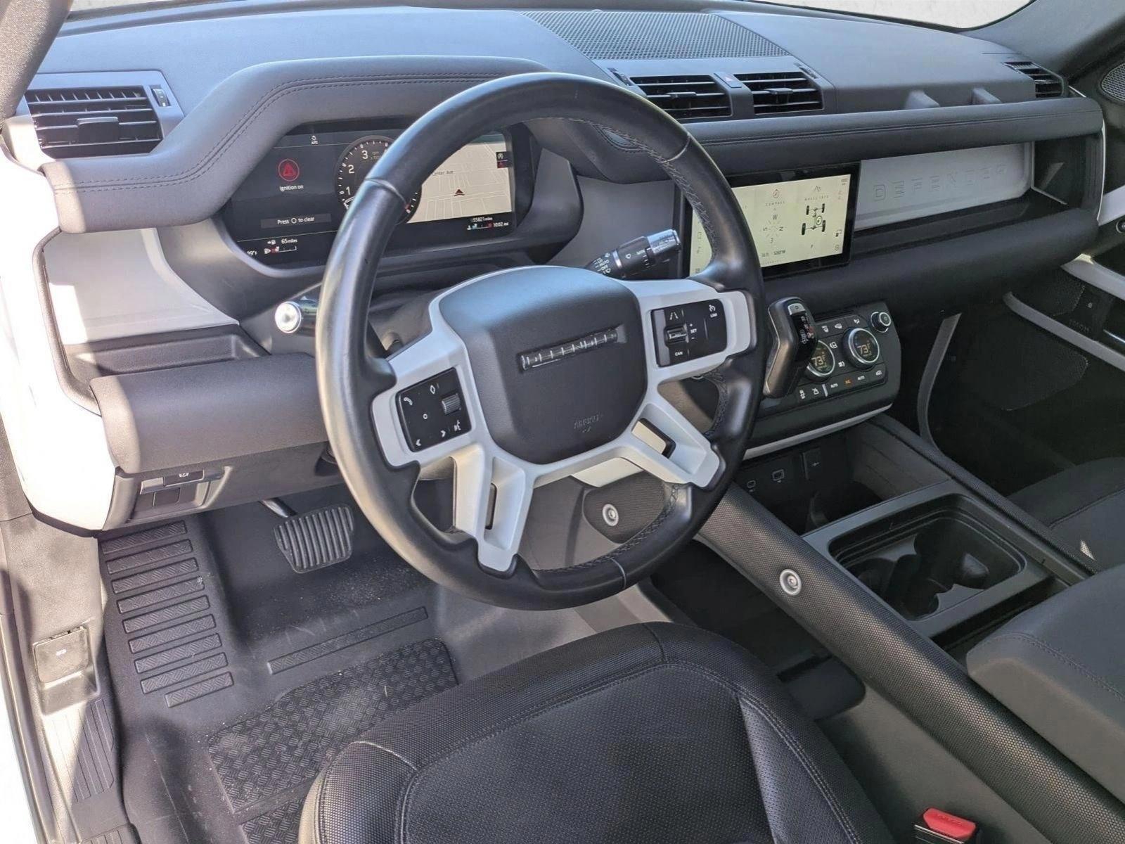 Thumbnail: 2022 Land Rover Defender - 3