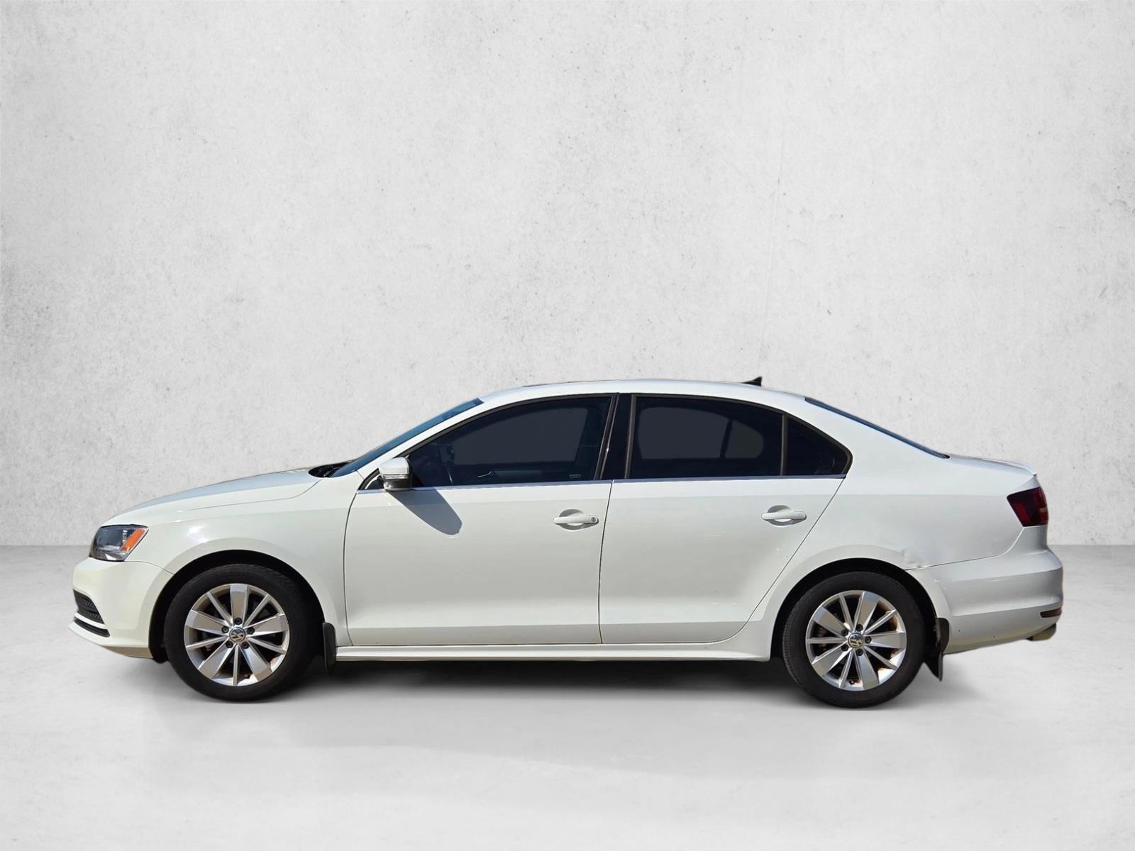 Thumbnail: 2016 Volkswagen Jetta - 2