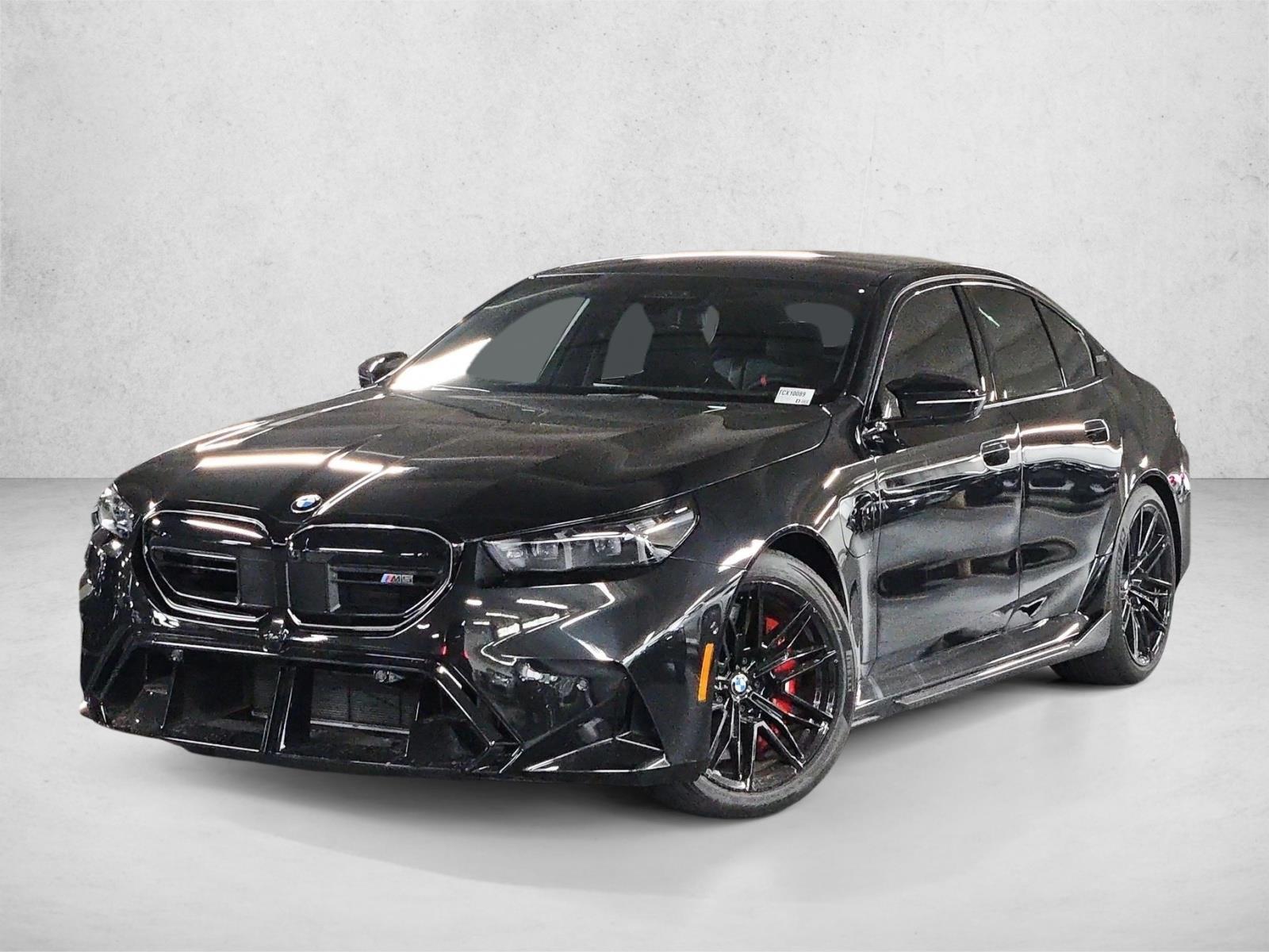 Thumbnail: 2026 BMW M5 - 1