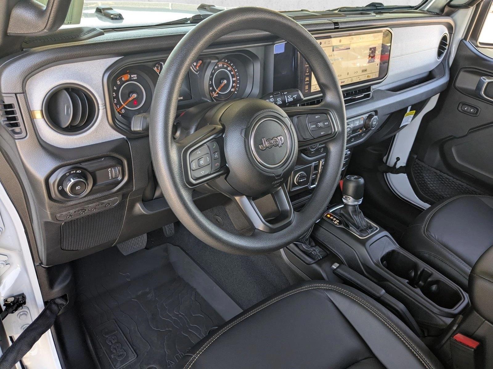 Thumbnail: 2026 Jeep Wrangler - 3