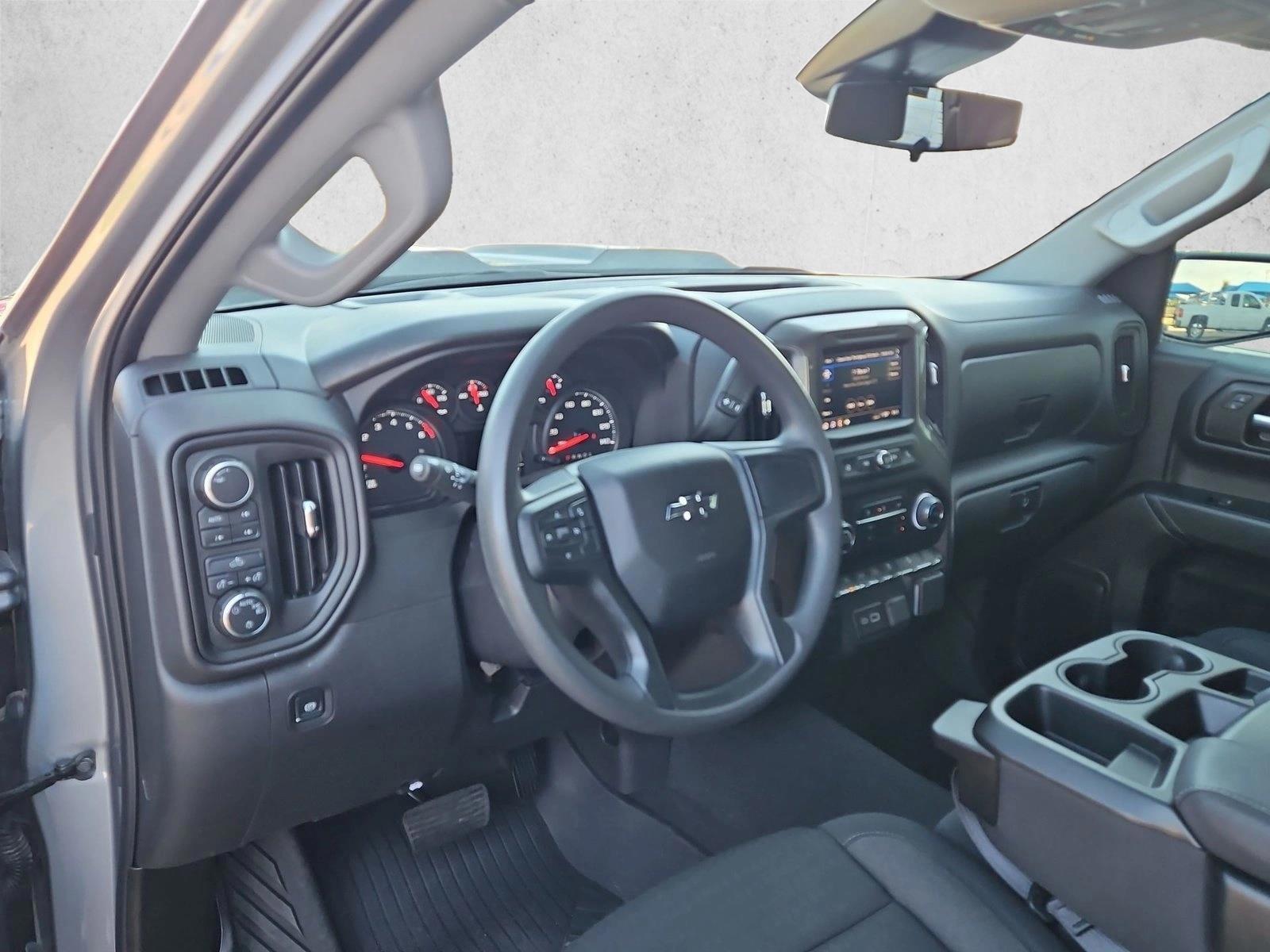 Thumbnail: 2025 Chevrolet Silverado 1500 - 3