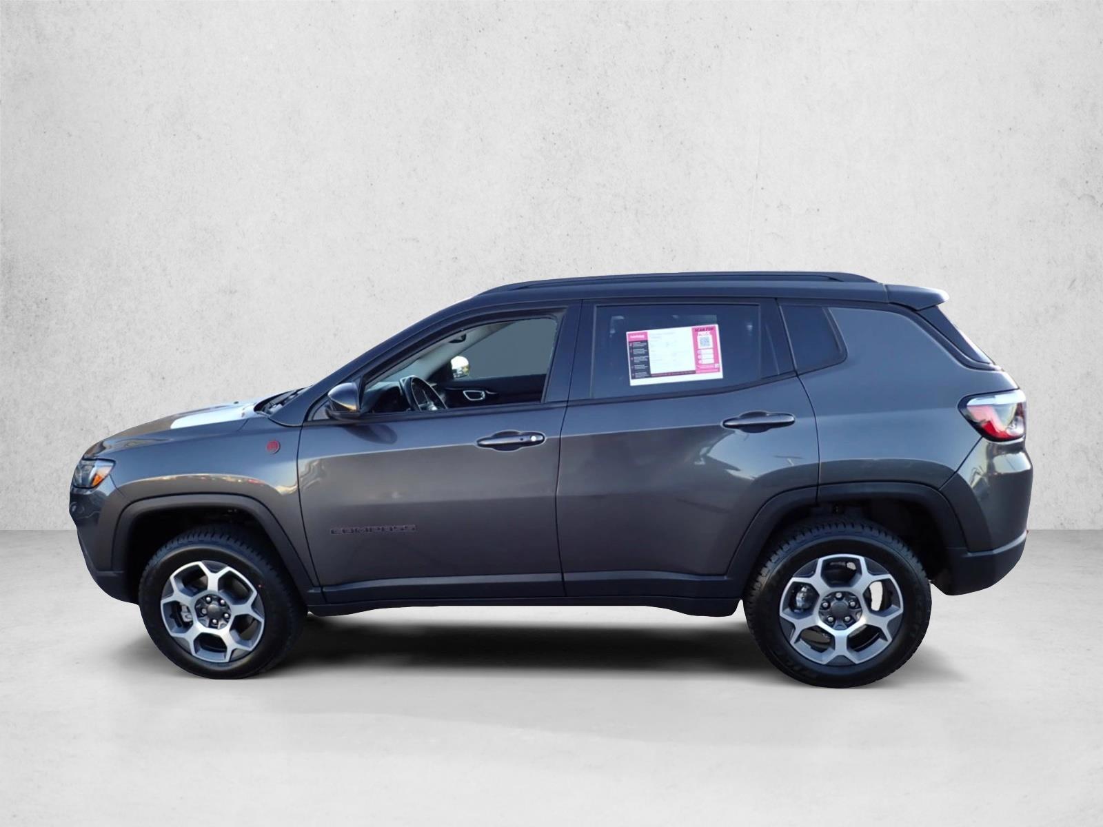 Thumbnail: 2022 Jeep Compass - 2