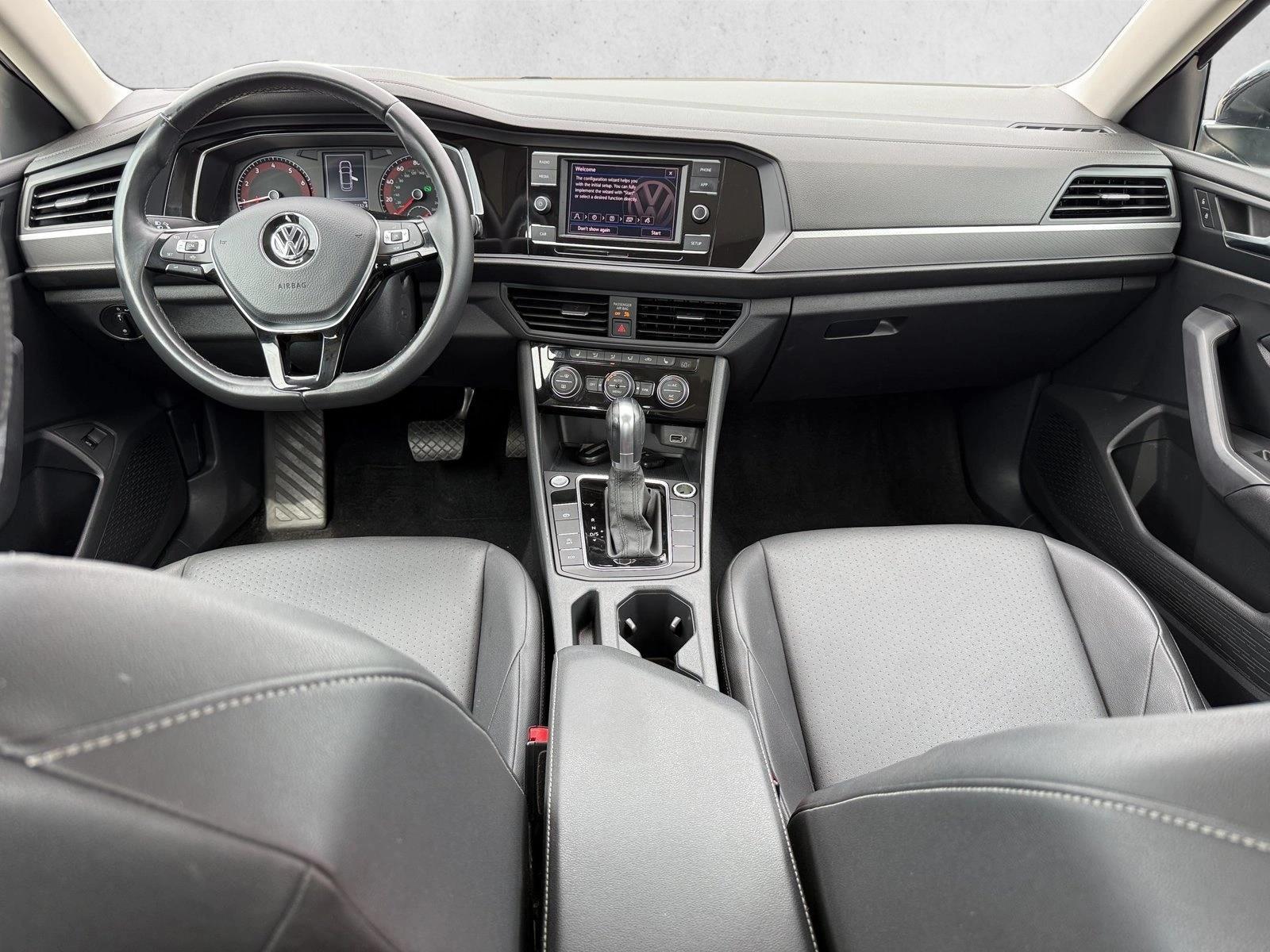 Thumbnail: 2019 Volkswagen Jetta - 4