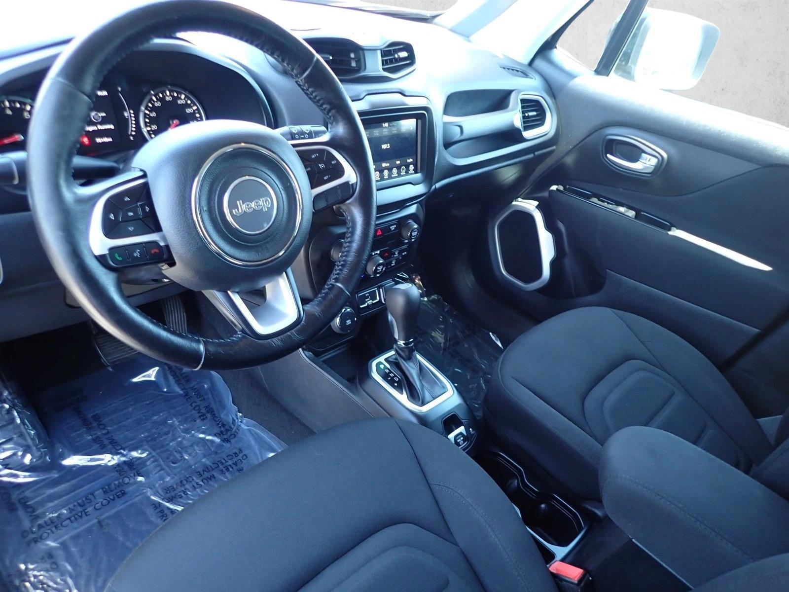 Thumbnail: 2020 Jeep Renegade - 3