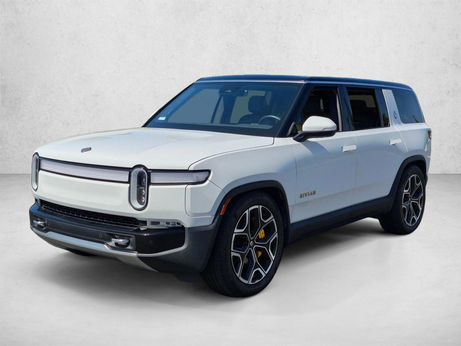 Thumbnail: 2023 Rivian R1S - 1