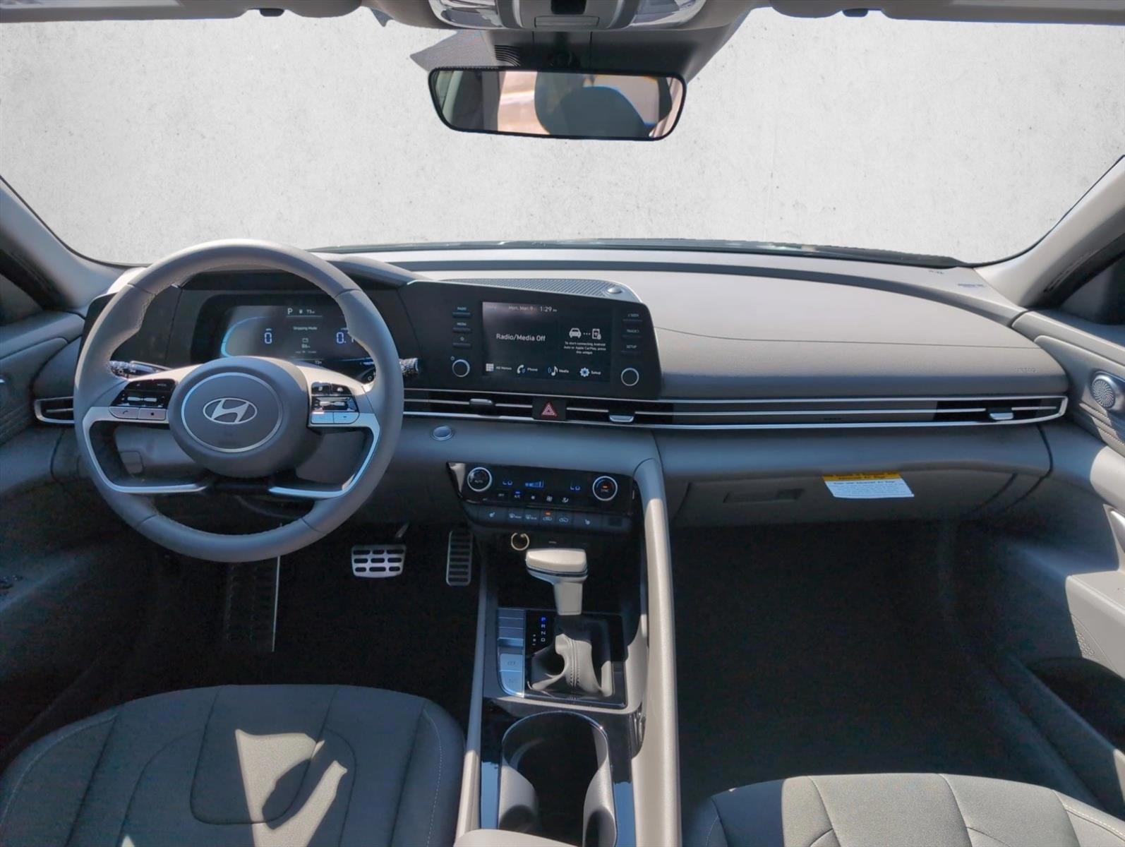 Thumbnail: 2026 Hyundai Elantra - 3
