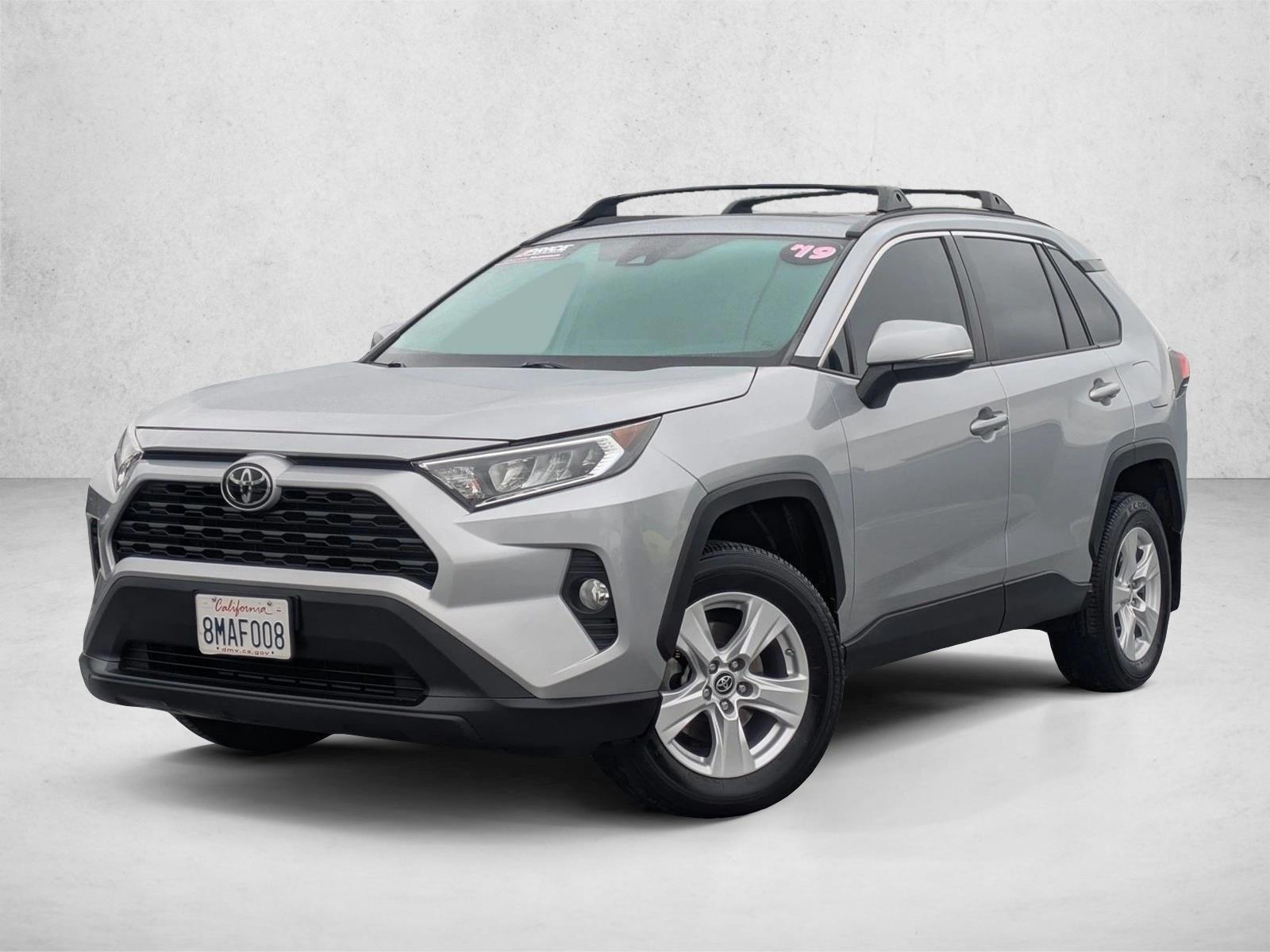 Thumbnail: 2019 Toyota RAV4 - 1