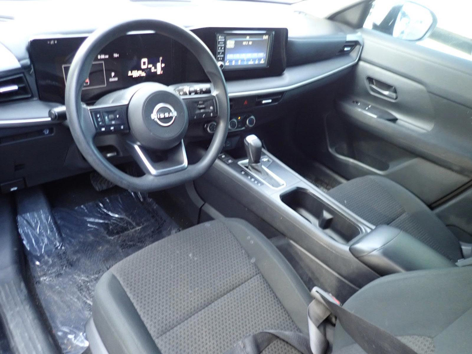 2025 Nissan Kicks S - Photo 18