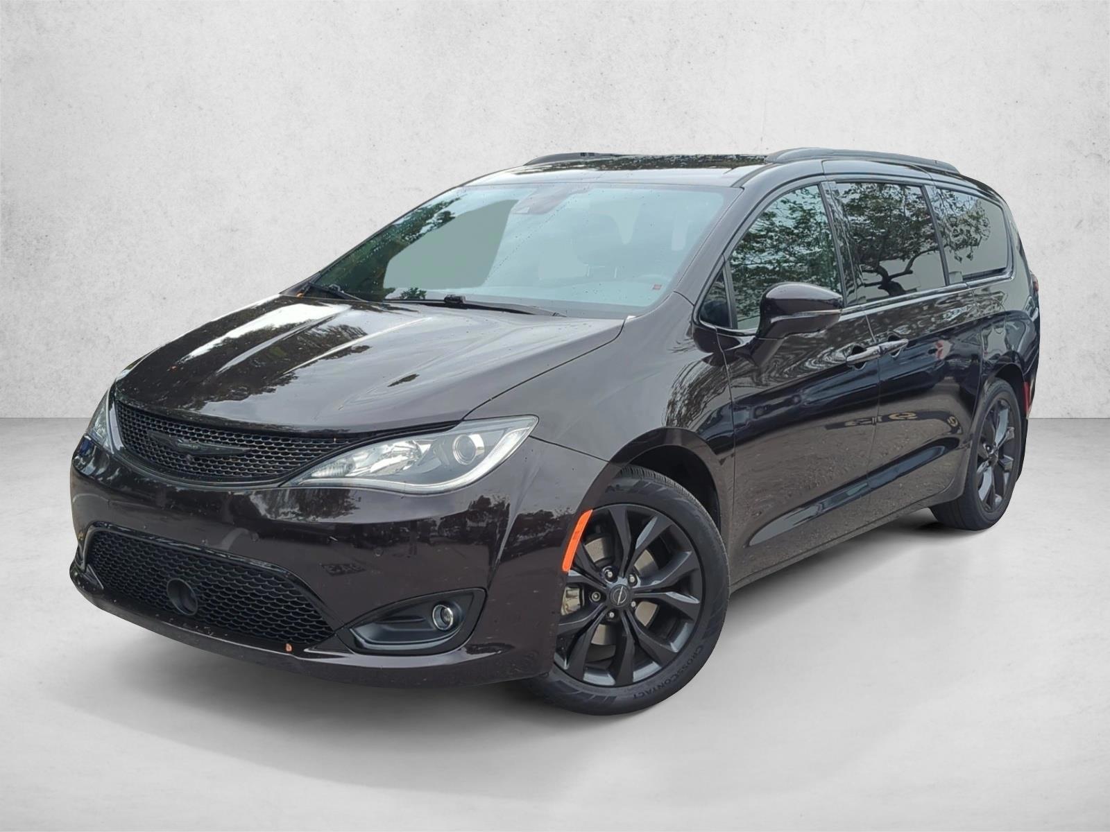Thumbnail: 2019 Chrysler Pacifica - 1