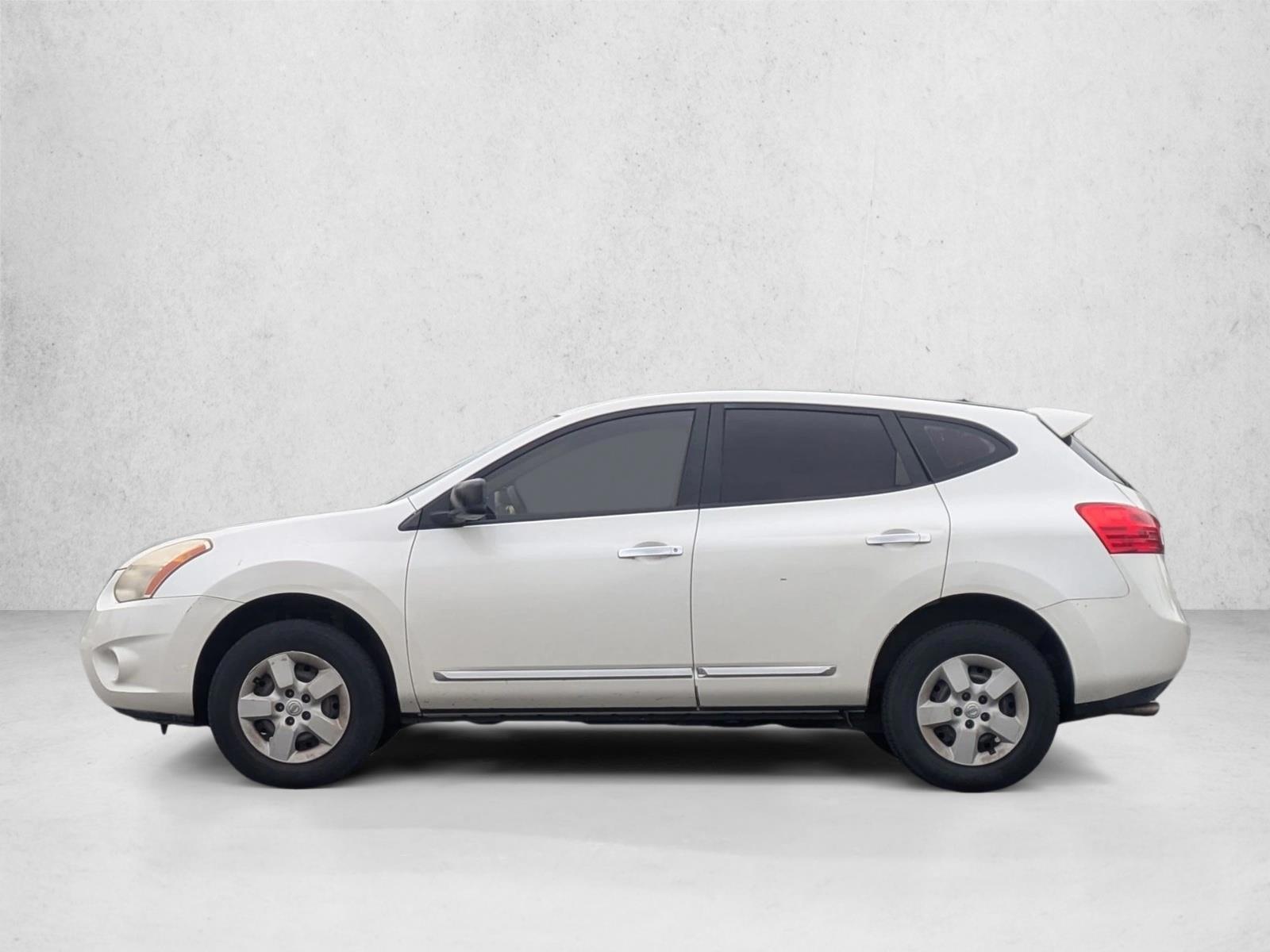 Thumbnail: 2011 Nissan Rogue - 2