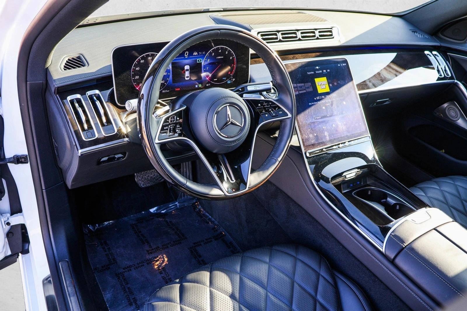 Thumbnail: 2024 Mercedes-Benz S-Class - 3