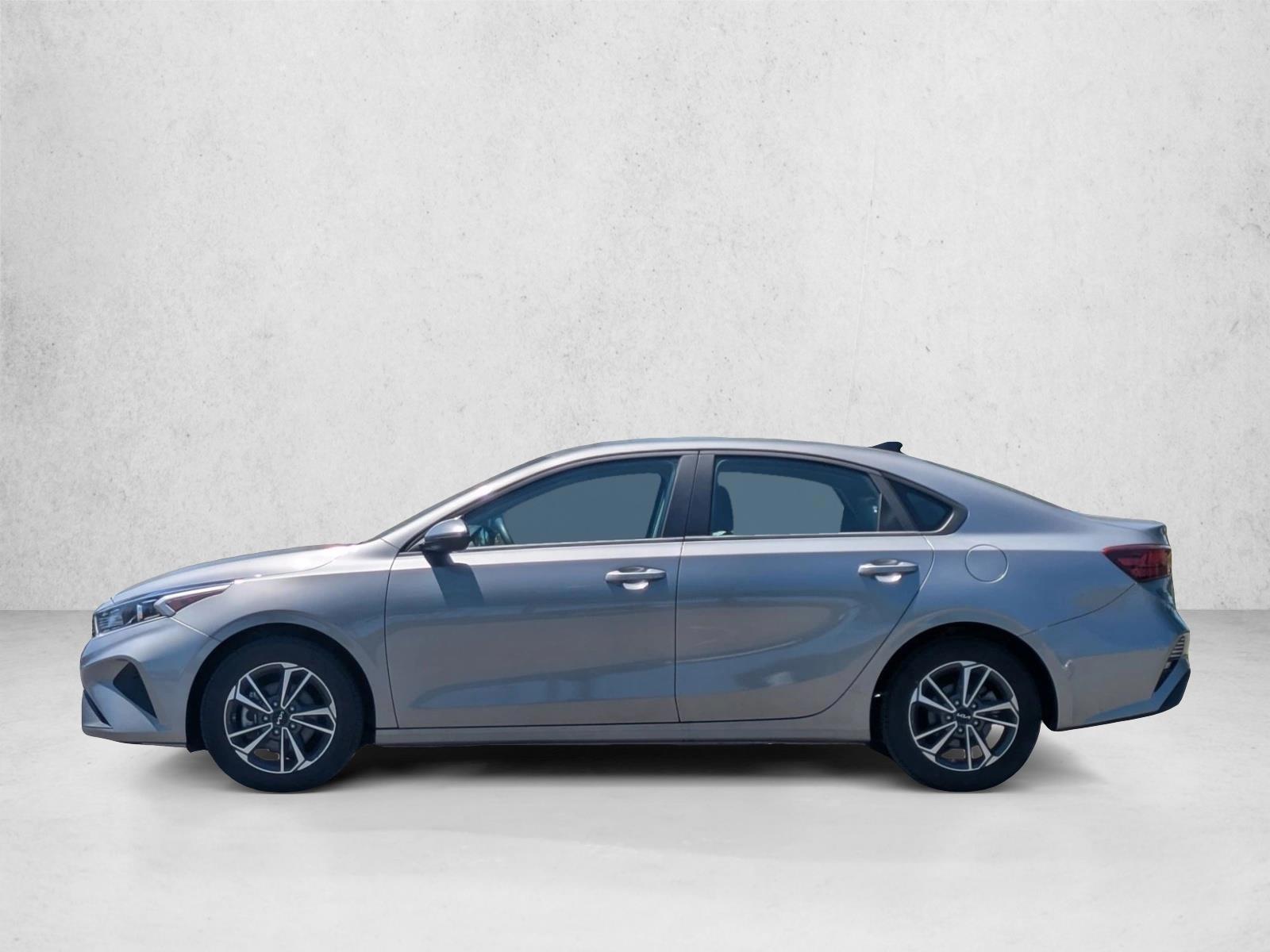 Thumbnail: 2024 Kia Forte - 2