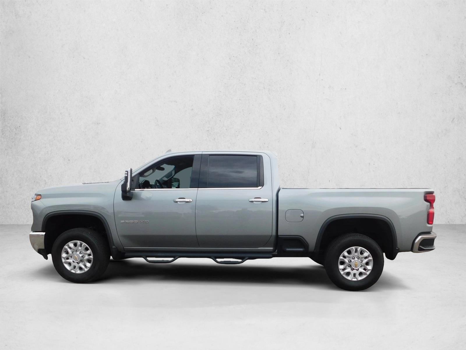 Thumbnail: 2024 Chevrolet Silverado 2500 - 3