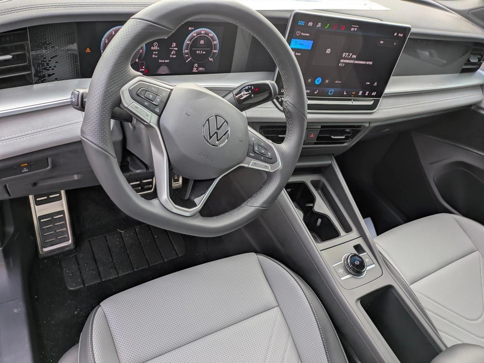 Thumbnail: 2026 Volkswagen Tiguan - 3