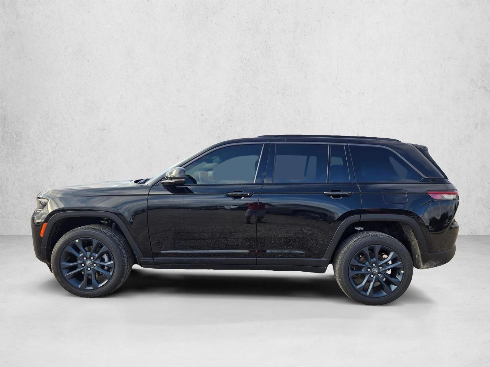 Thumbnail: 2026 Jeep Grand Cherokee - 2