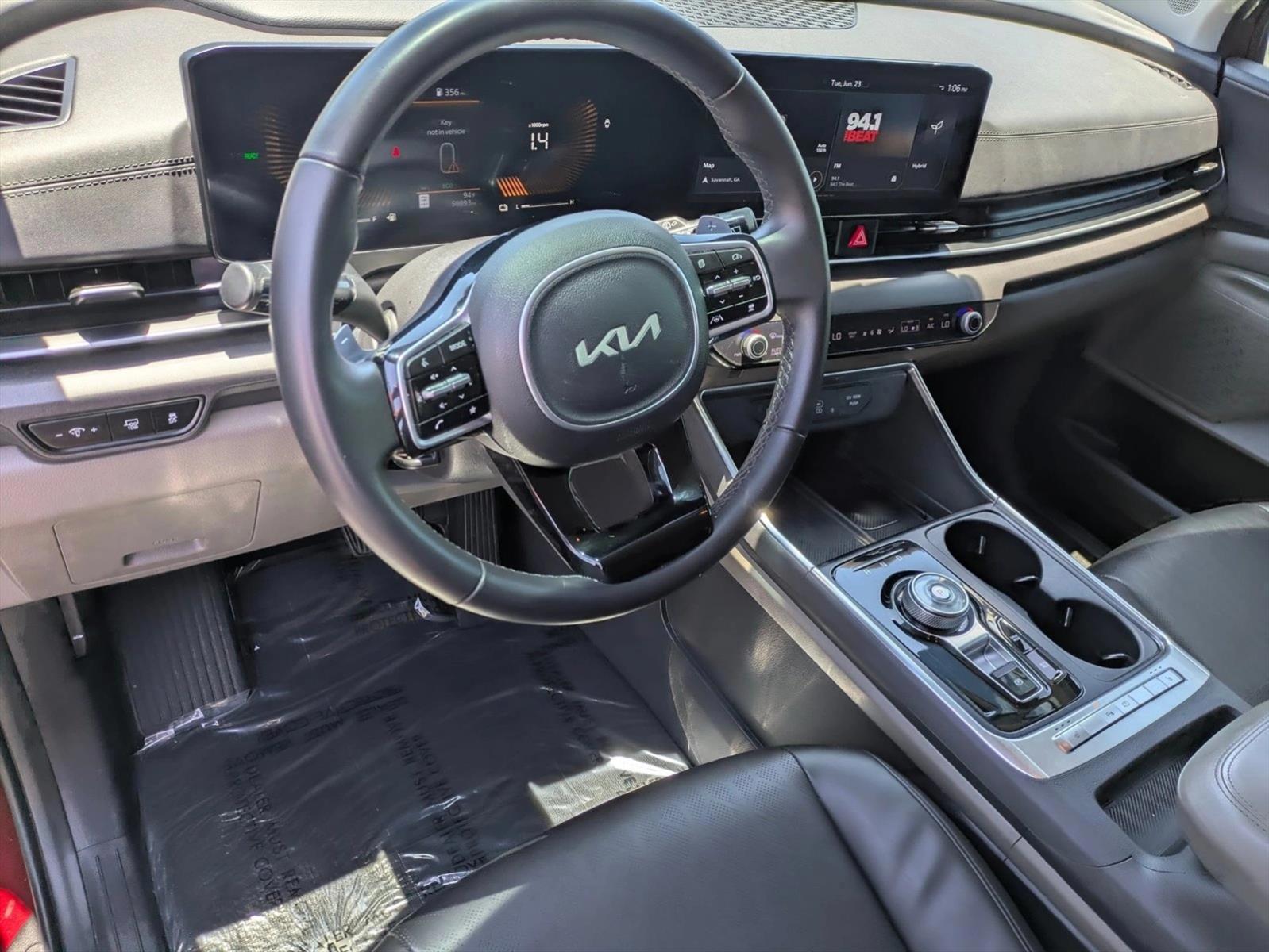 Thumbnail: 2025 Kia Carnival - 3