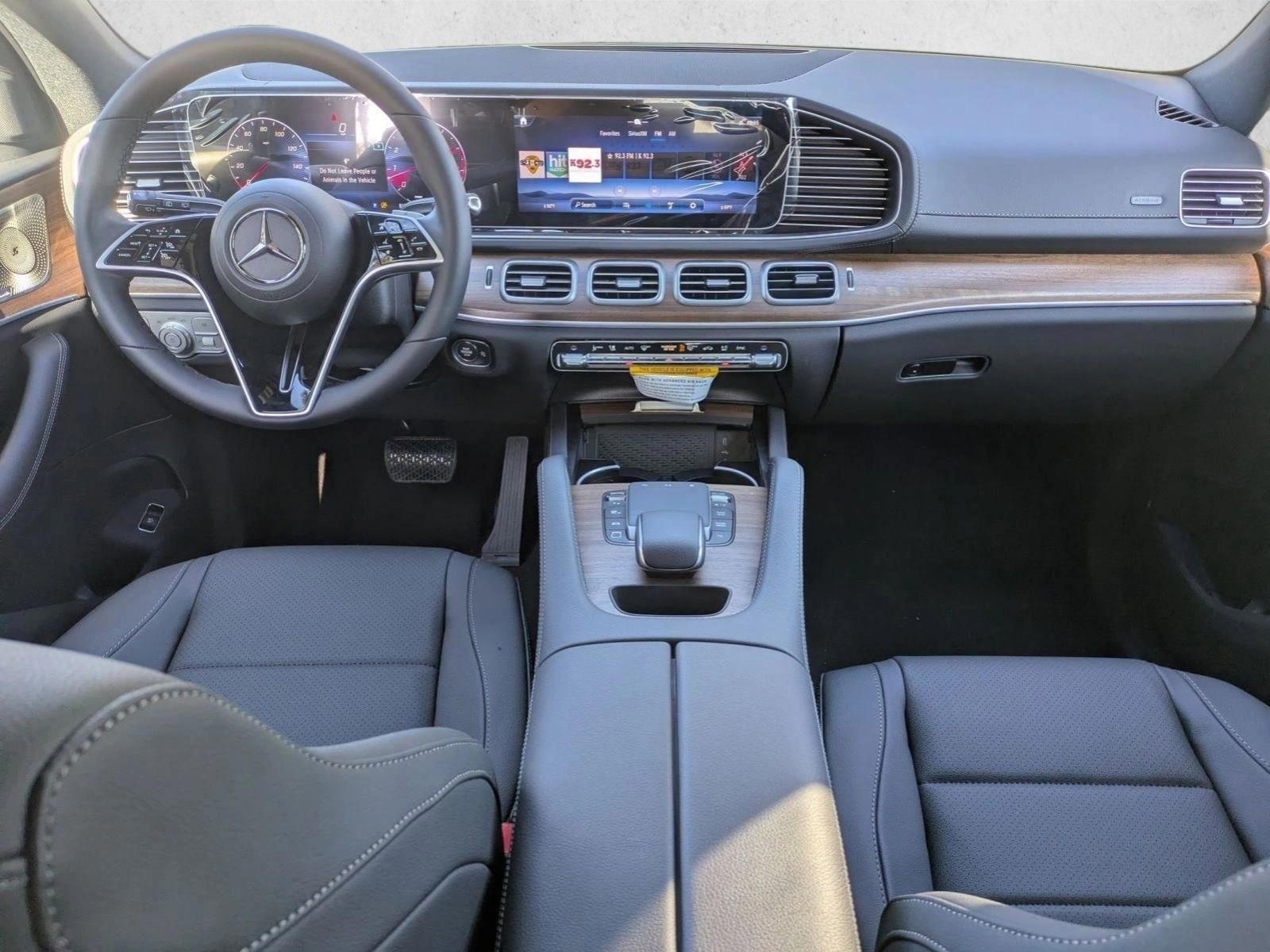 Thumbnail: 2026 Mercedes-Benz GLE - 4