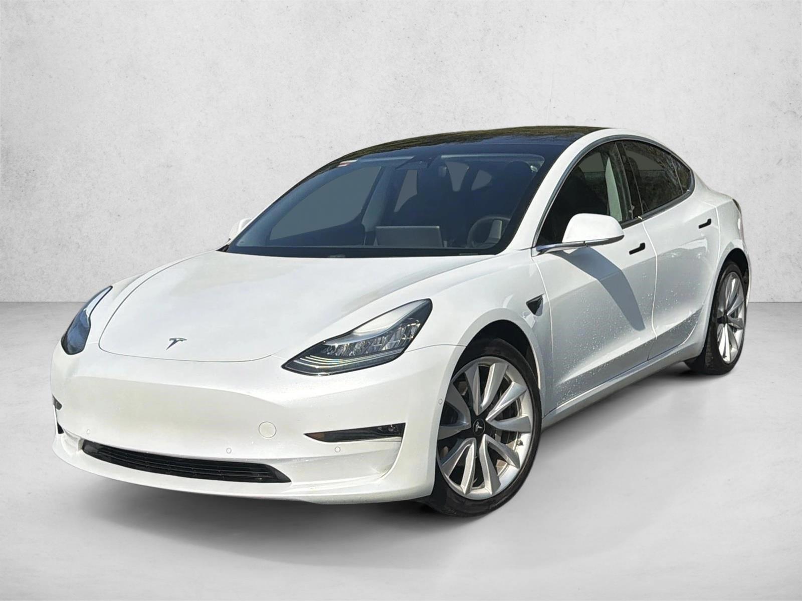 Thumbnail: 2020 Tesla Model 3 - 1