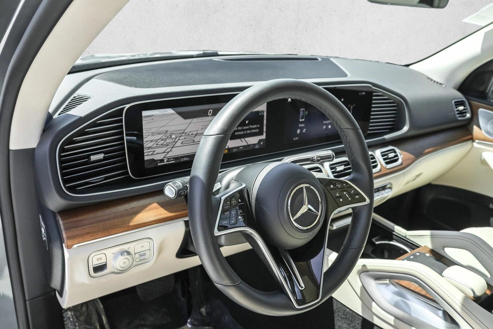 Thumbnail: 2026 Mercedes-Benz GLE - 3