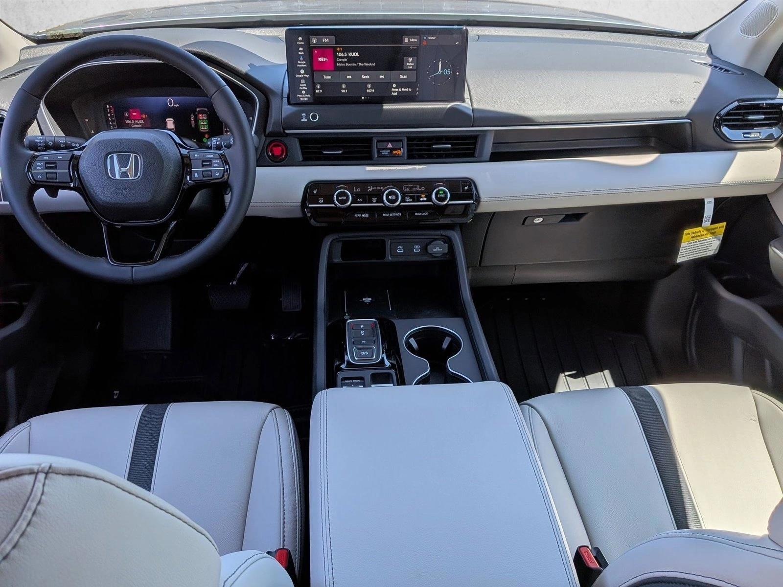 Thumbnail: 2026 Honda Pilot - 3
