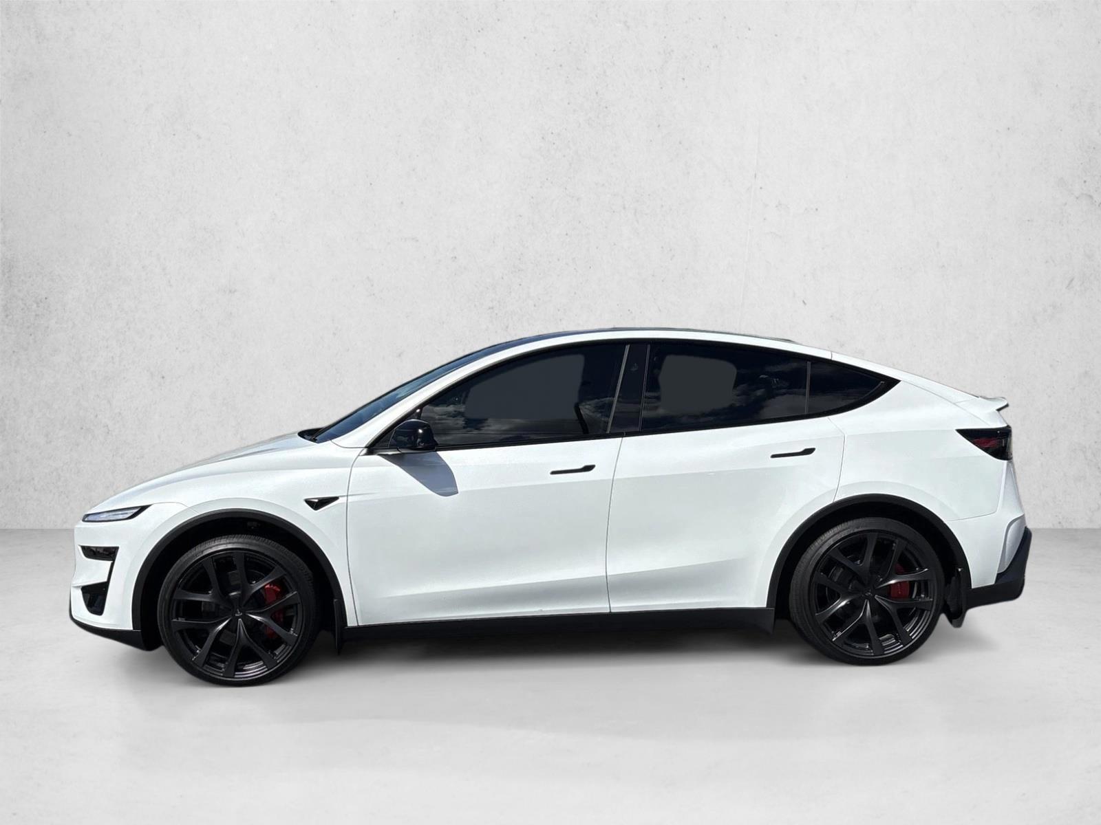Thumbnail: 2026 Tesla Model Y - 2