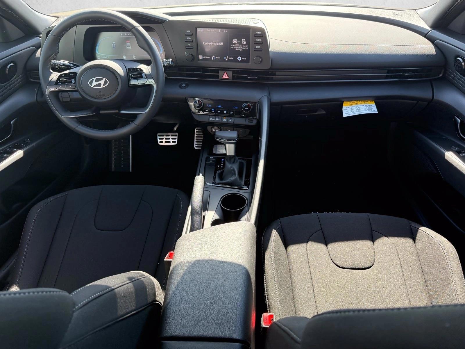 Thumbnail: 2026 Hyundai Elantra - 3