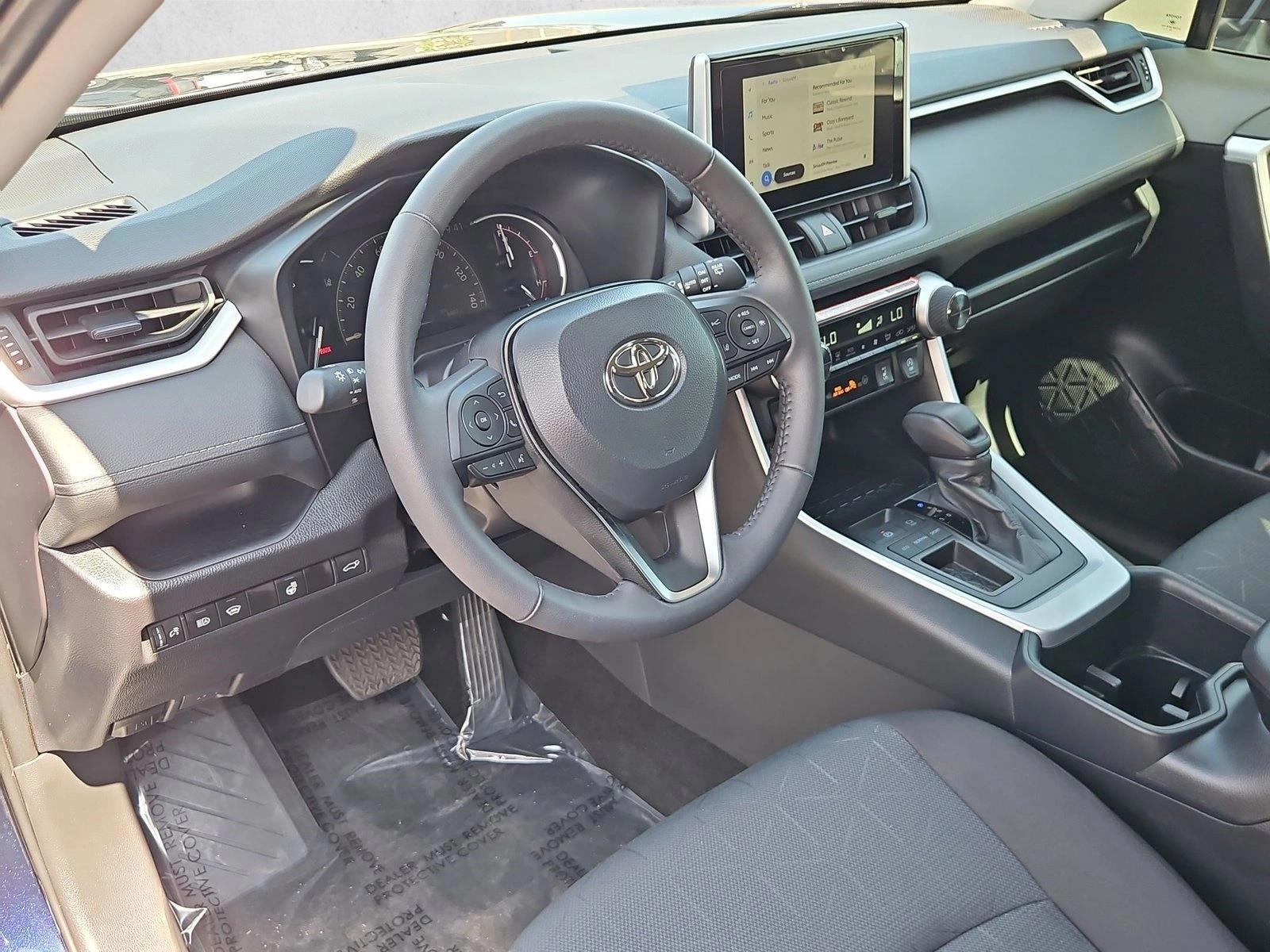 Thumbnail: 2025 Toyota RAV4 - 3