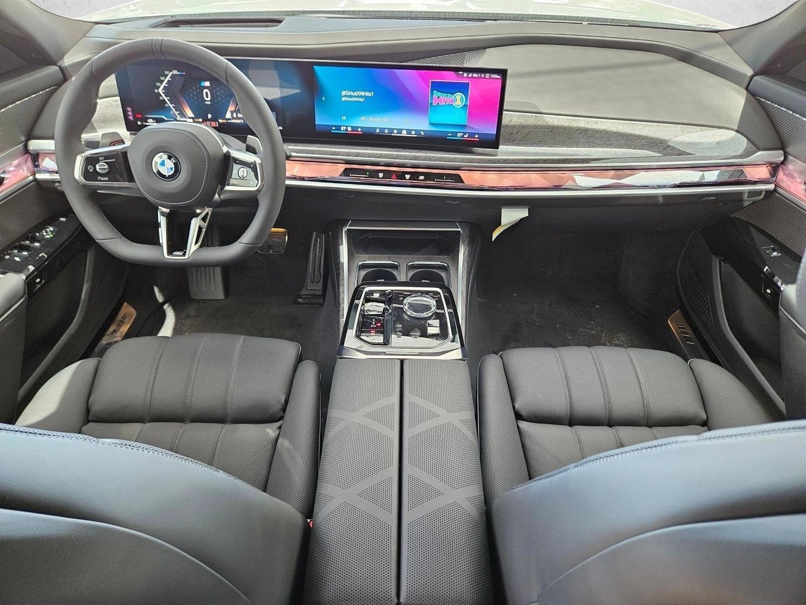 Thumbnail: 2025 BMW 7 Series - 3