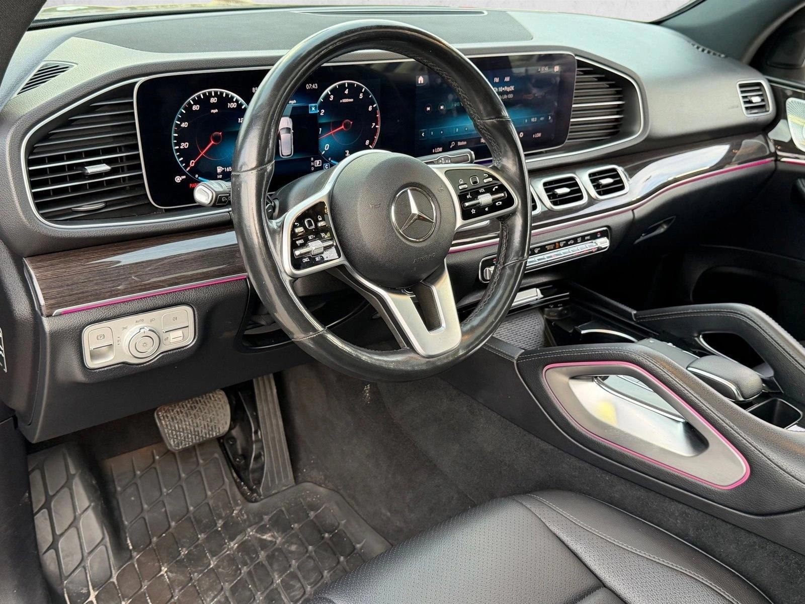 Thumbnail: 2020 Mercedes-Benz GLE - 3
