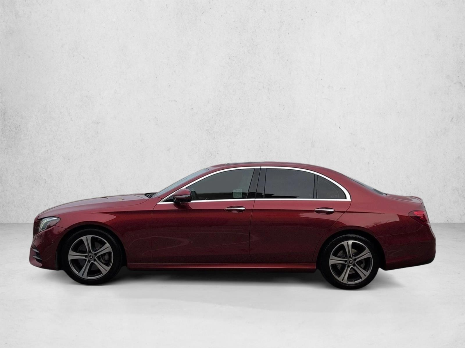 Thumbnail: 2019 Mercedes-Benz E-Class - 2