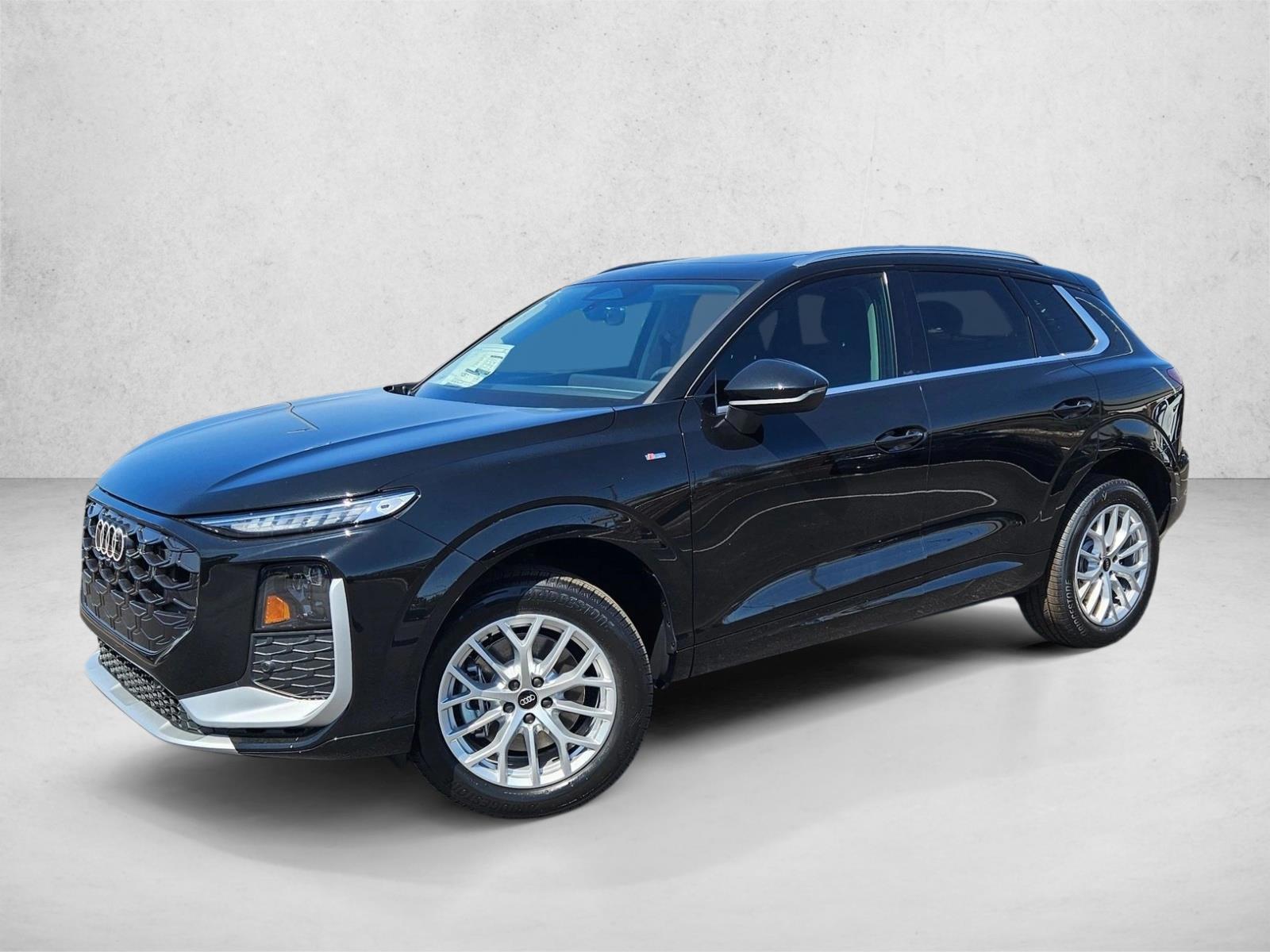 Thumbnail: 2026 Audi Q3 - 1