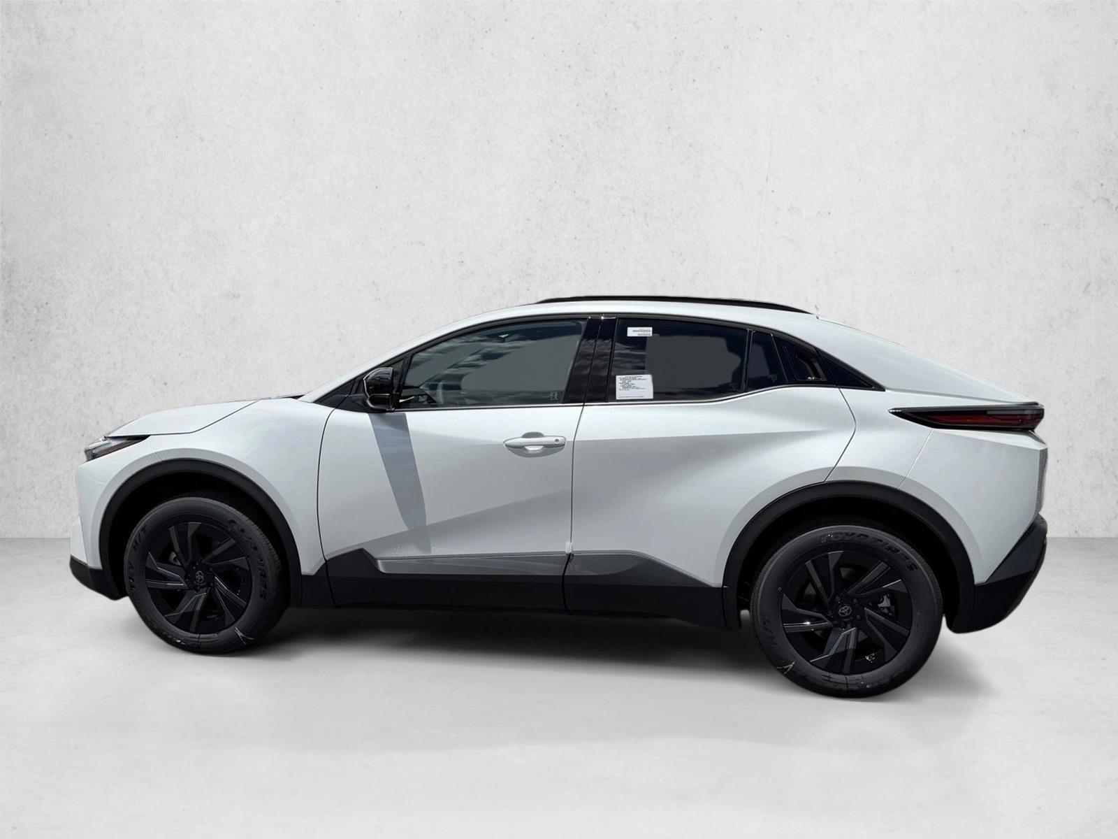 Thumbnail: 2026 Toyota C-HR - 3
